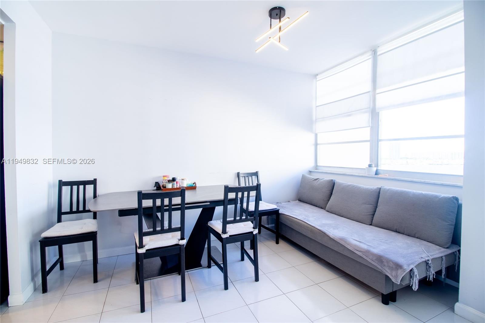 image Winston Towers 1007