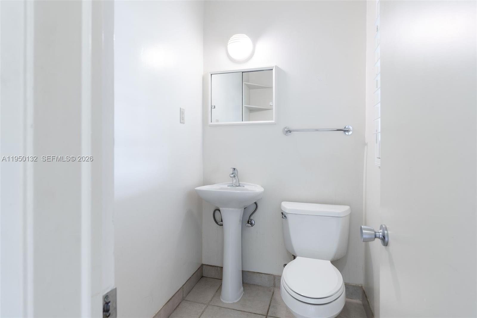 2130 NE 15th St Fort Lauderdale, FL 33304