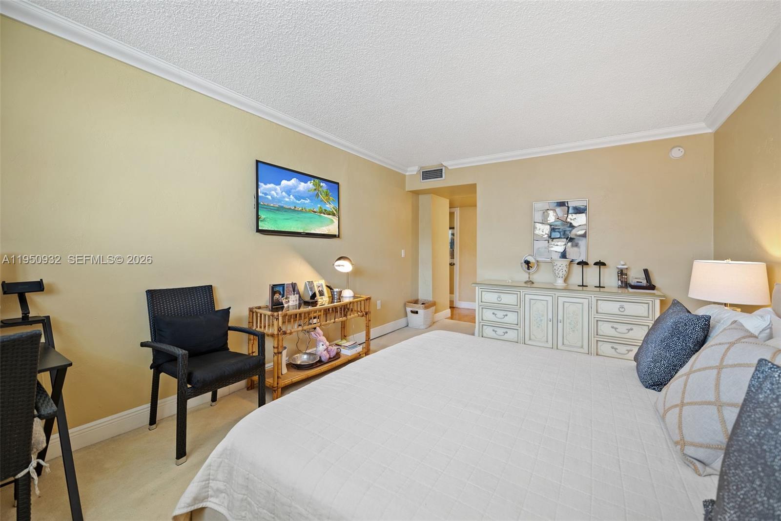 9273 Collins Ave #1102 Surfside, FL 33154