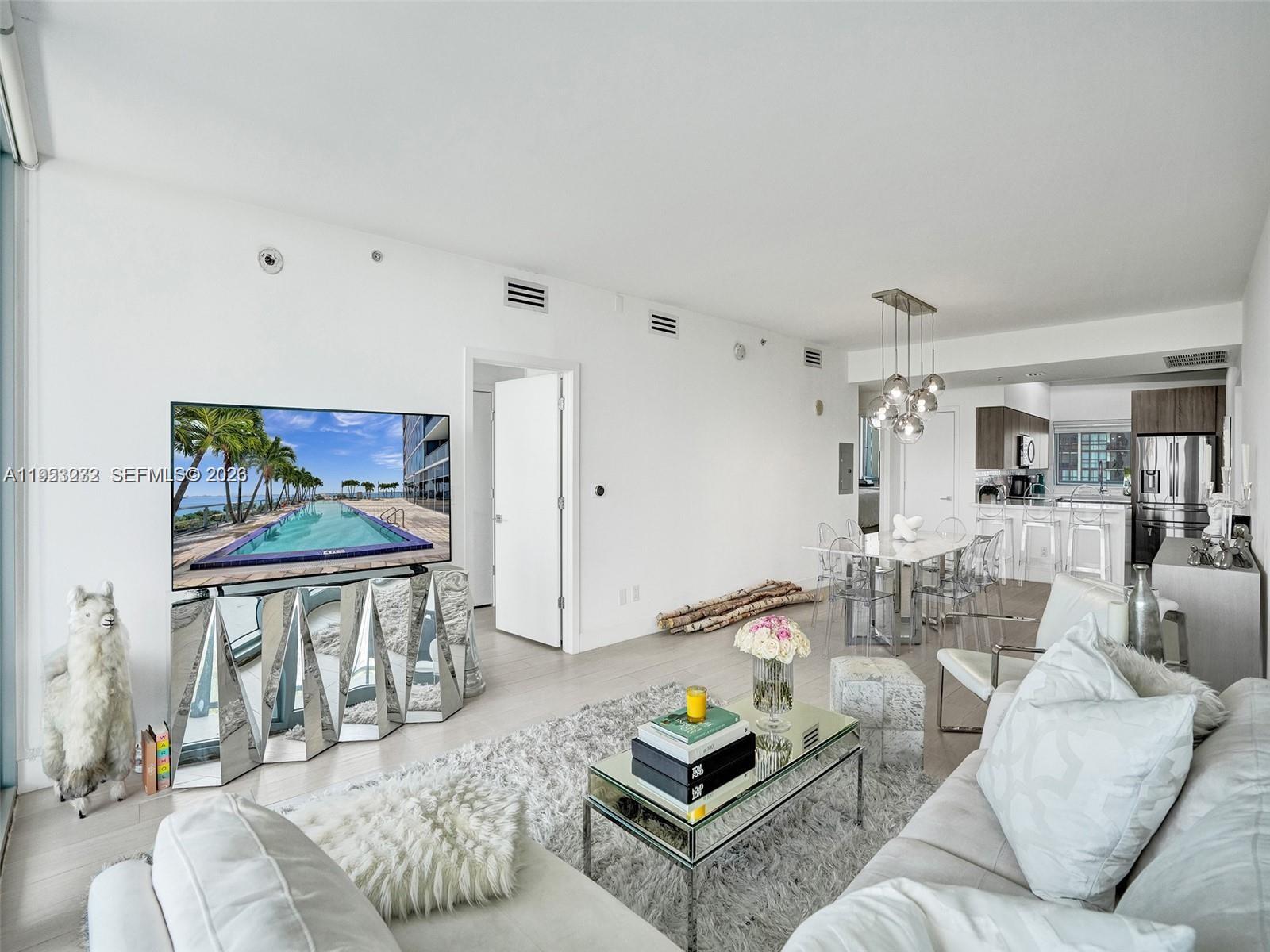 image Blue on the Bay10