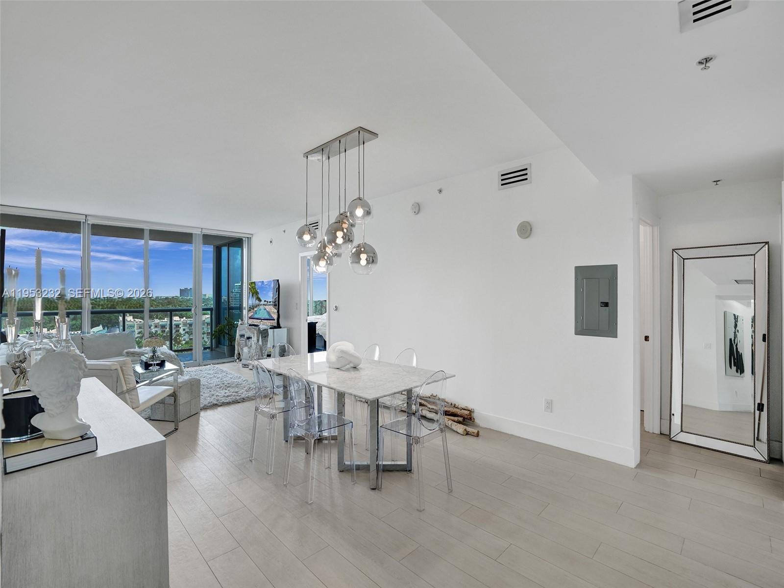 image Blue on the Bay14