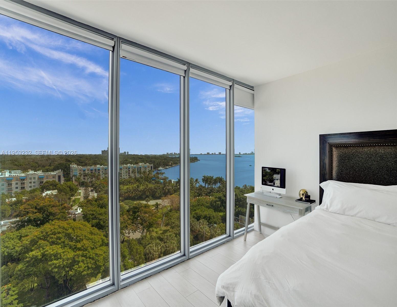 image Blue on the Bay21