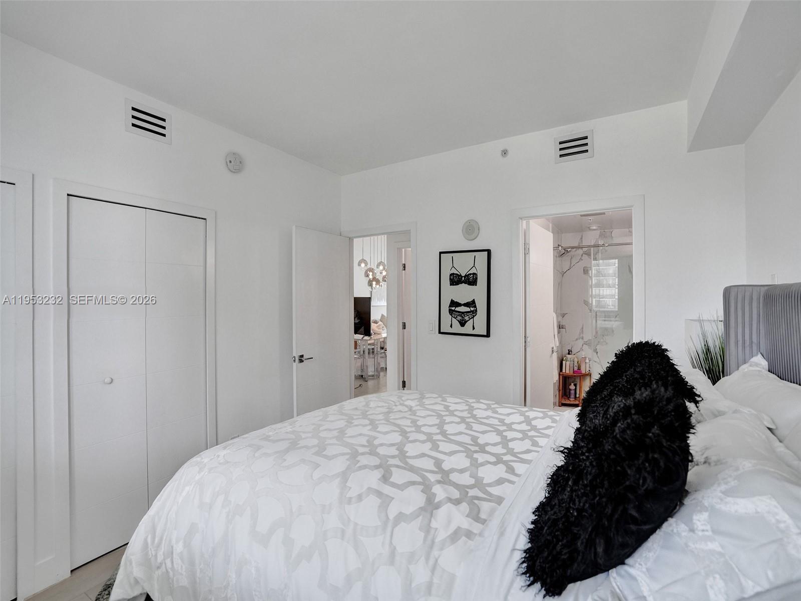 image Blue on the Bay26