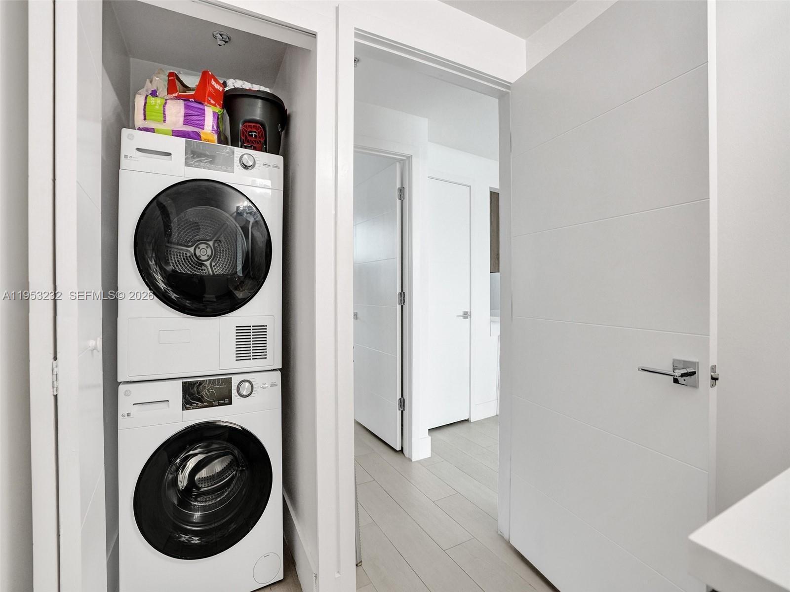 image Blue on the Bay29