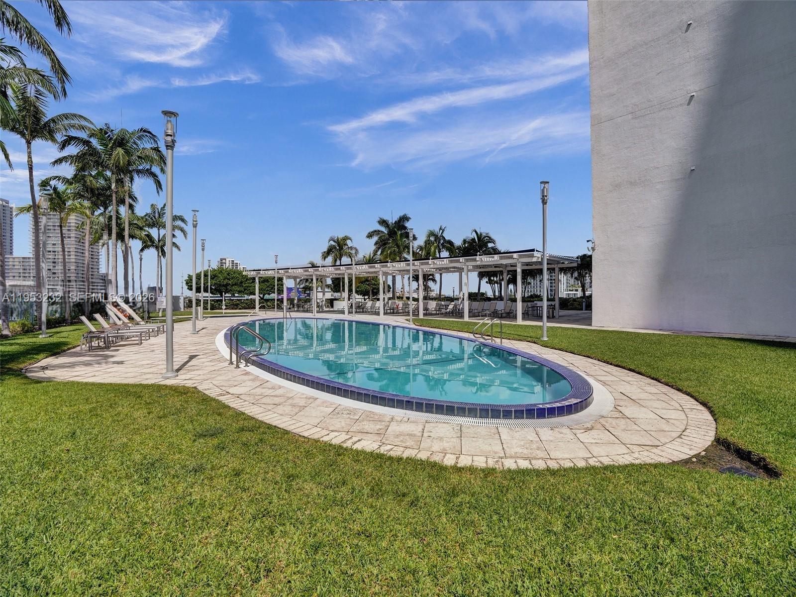 image Blue on the Bay38