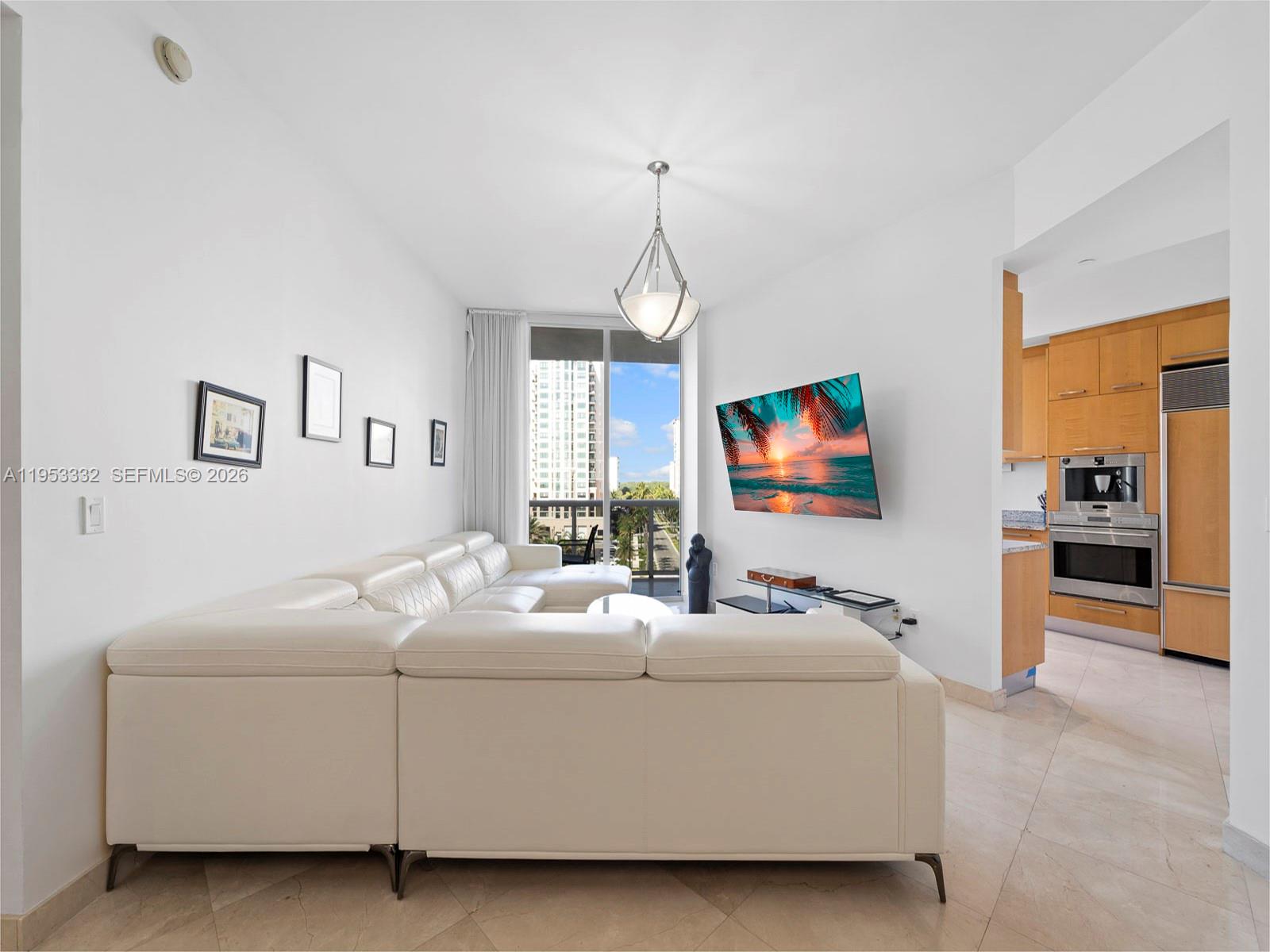 15901 Collins Ave #405 Sunny Isles Beach, FL 33160