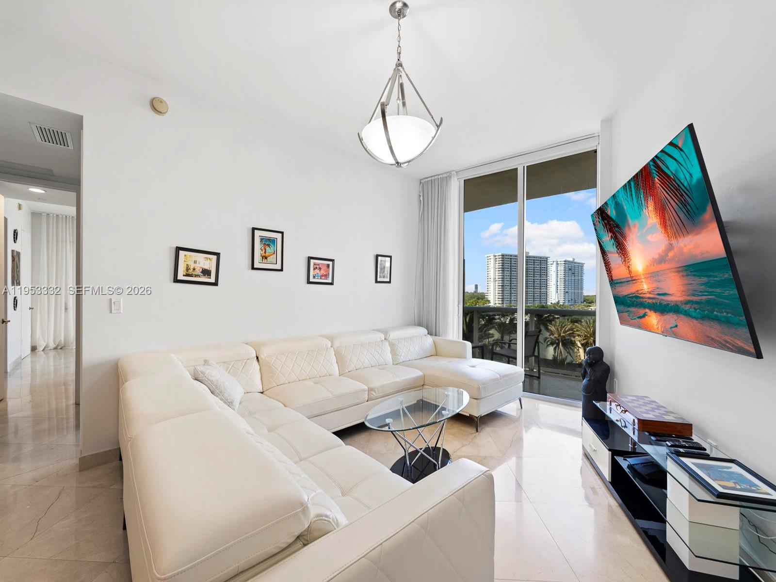 15901 Collins Ave #405 Sunny Isles Beach, FL 33160