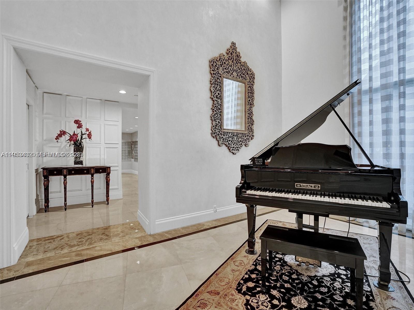 3530 Mystic Pointe Dr #1708 Aventura, FL 33180