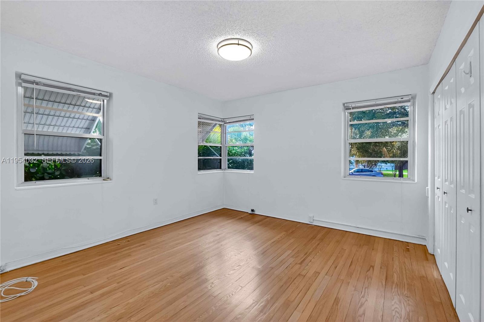 2399 SW 26th Ln Miami, FL 33133