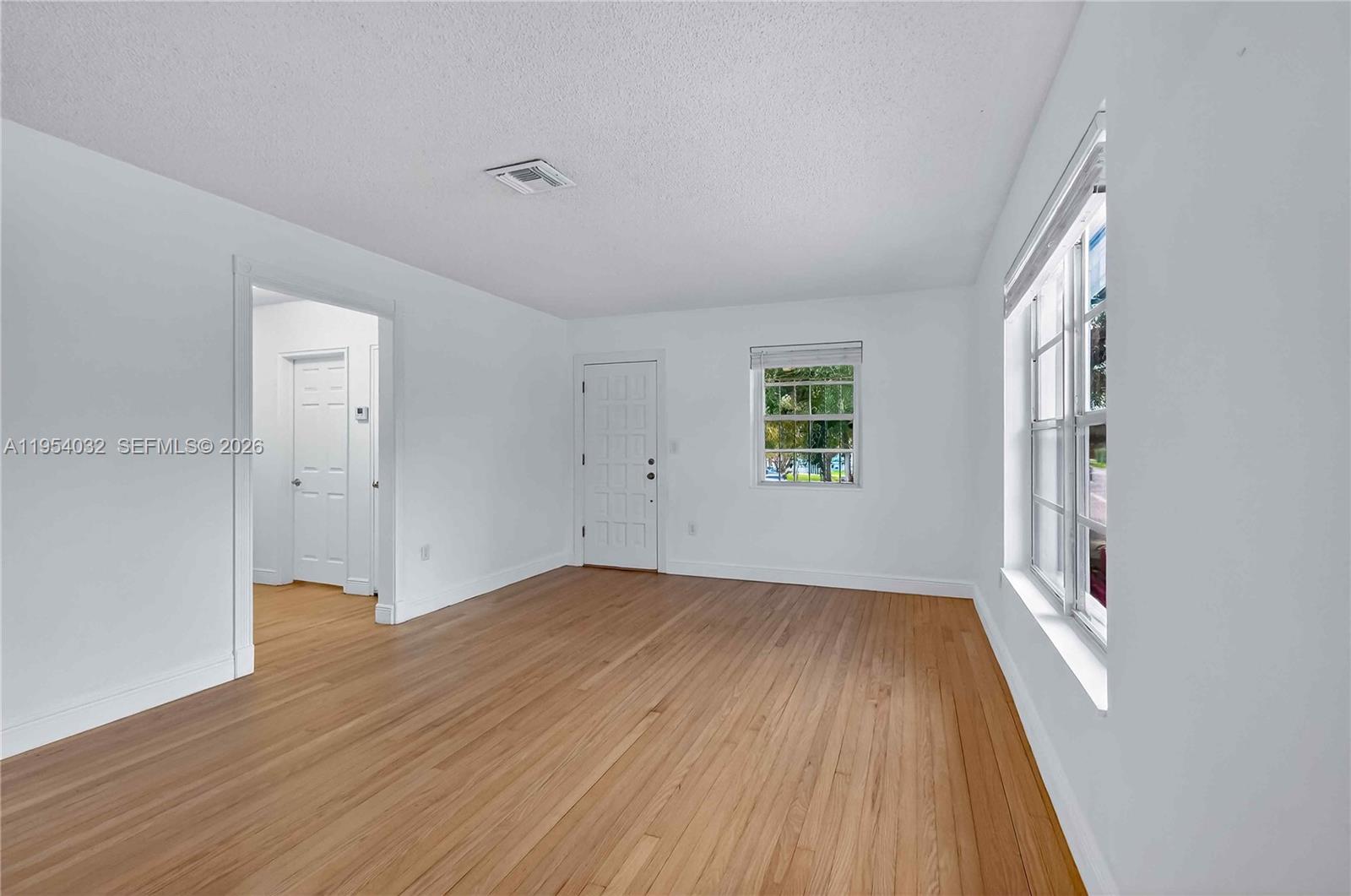 2399 SW 26th Ln Miami, FL 33133