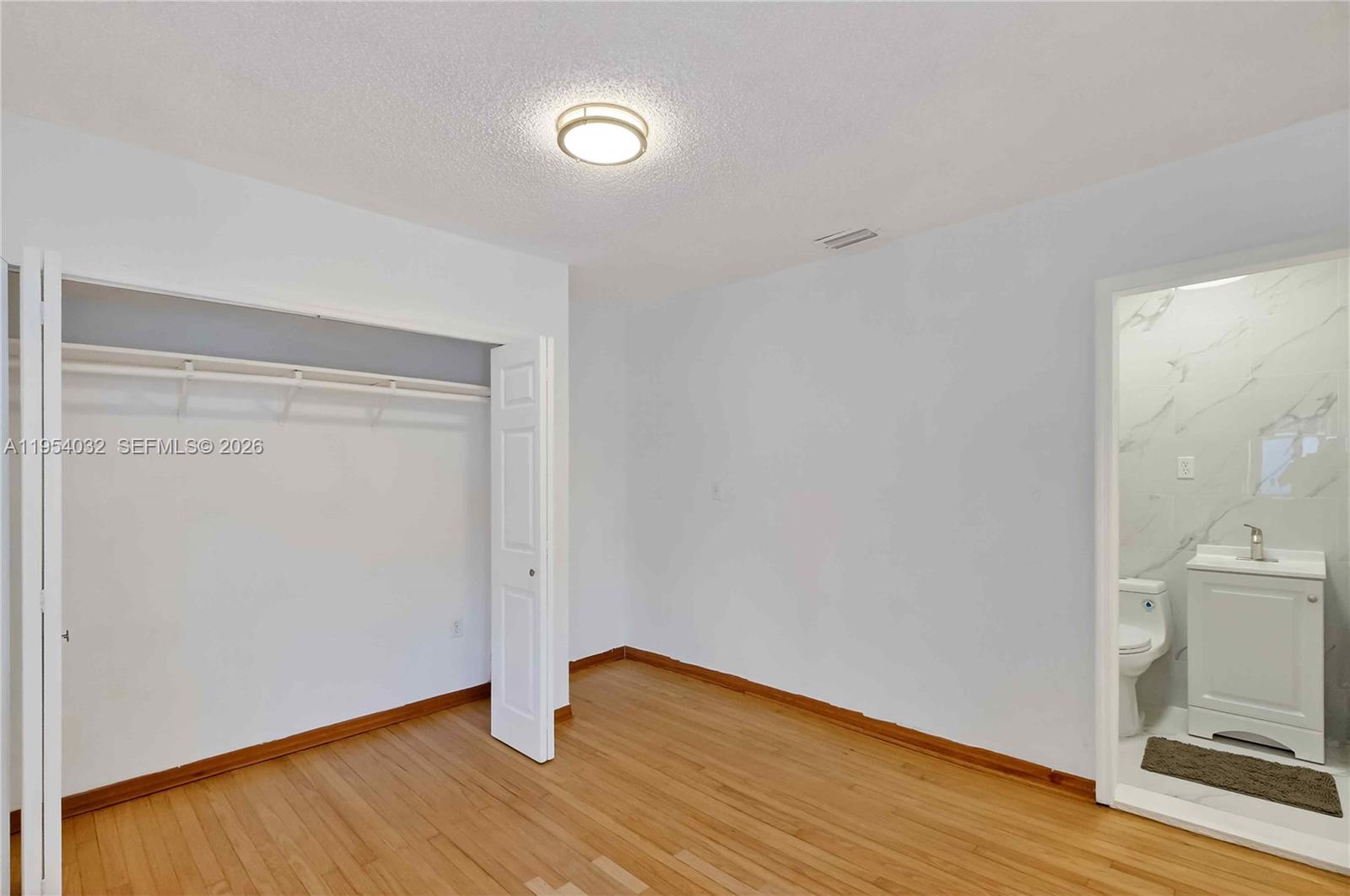 2399 SW 26th Ln Miami, FL 33133