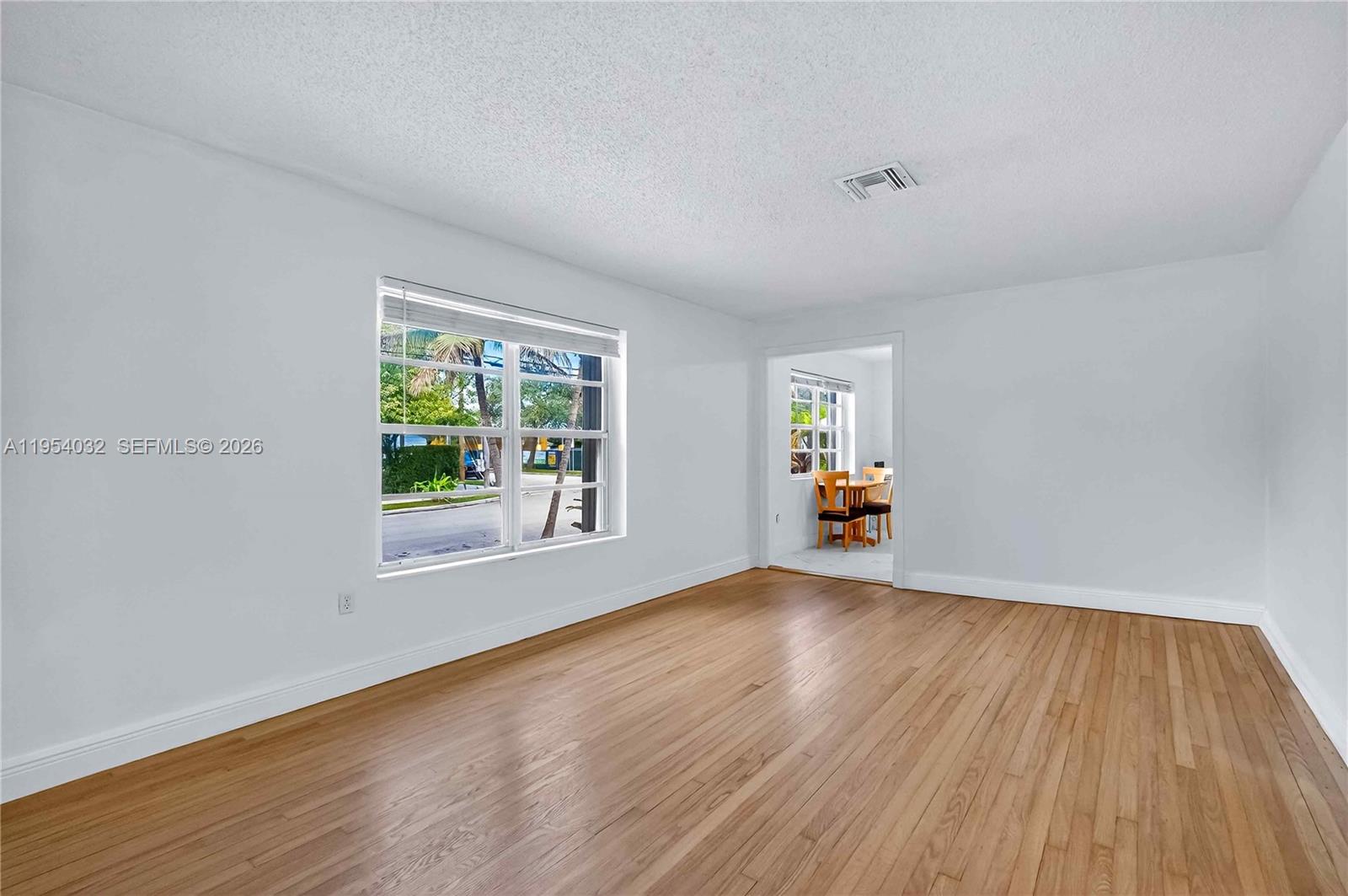 2399 SW 26th Ln Miami, FL 33133