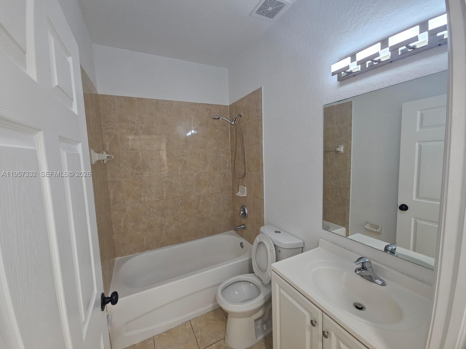 10919 SW 182nd Ln Miami, FL 33157