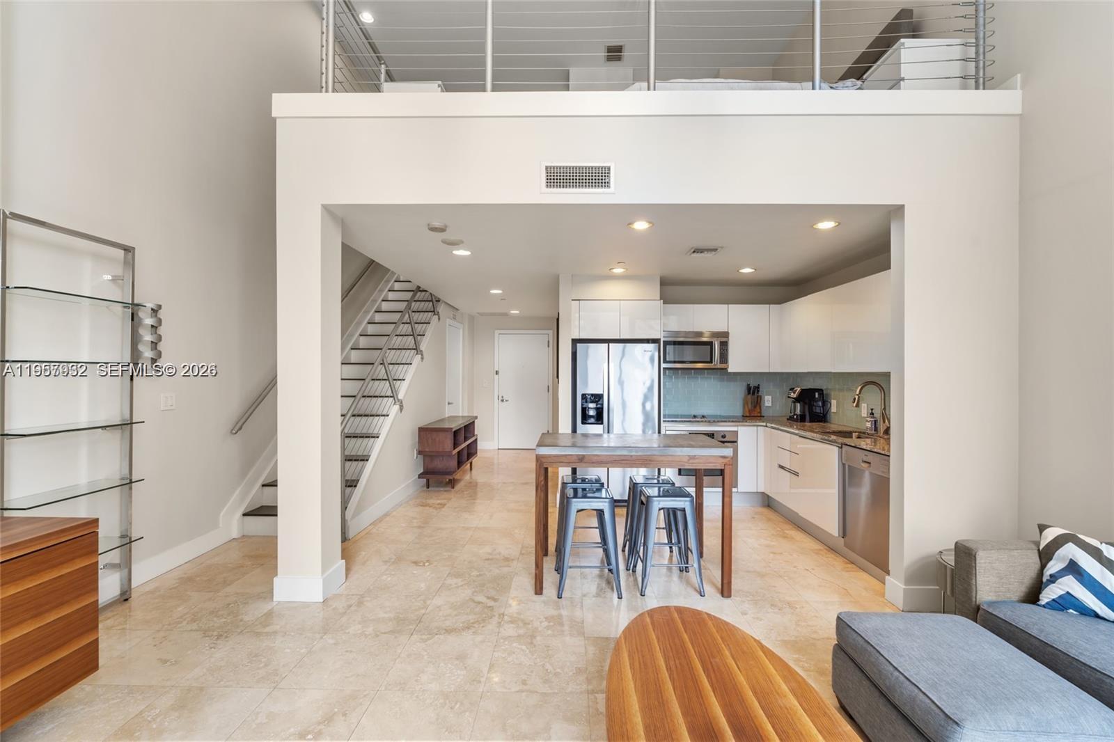 1050 Brickell Ave #610