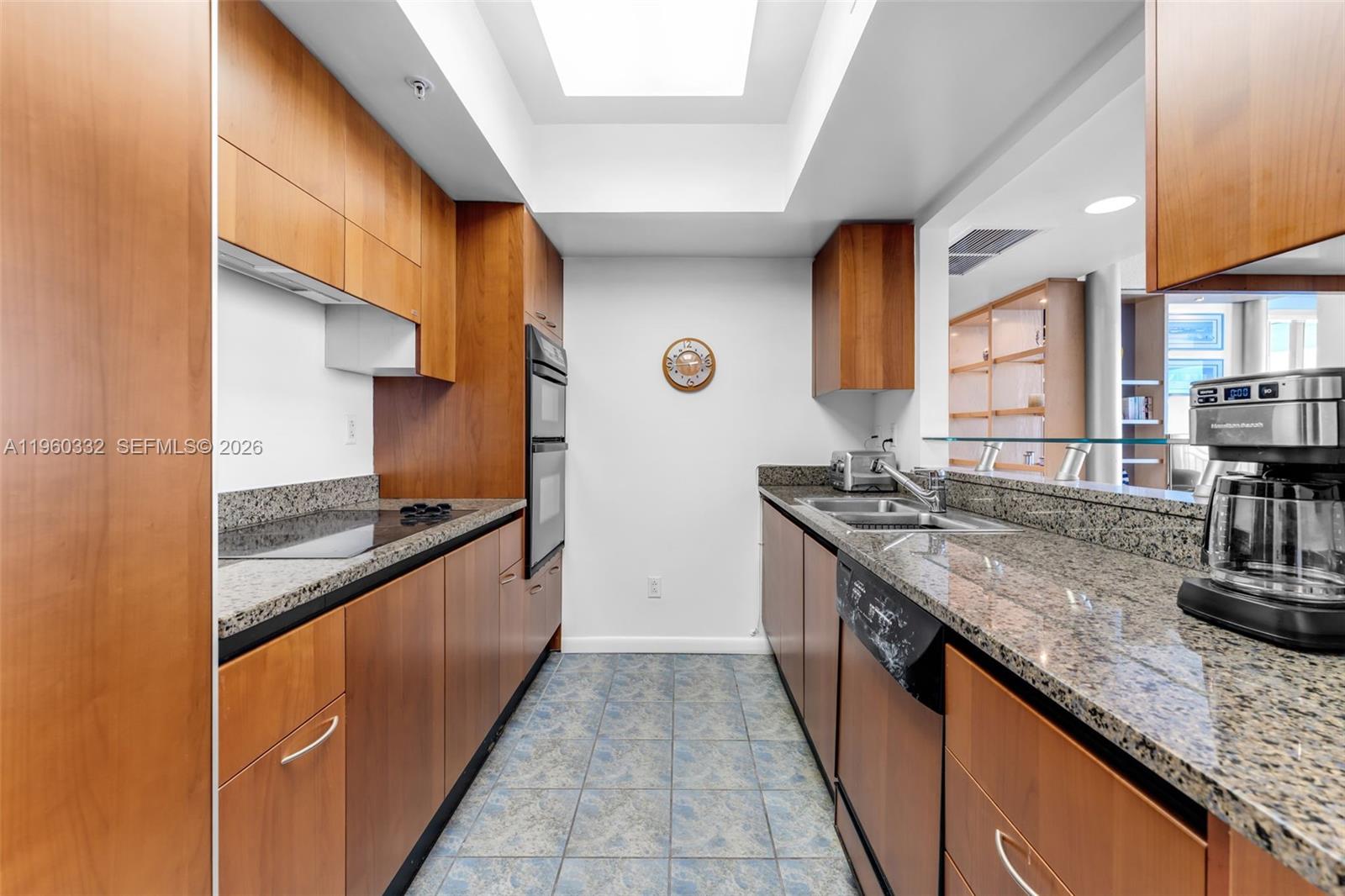 image 1500 Ocean Drive11