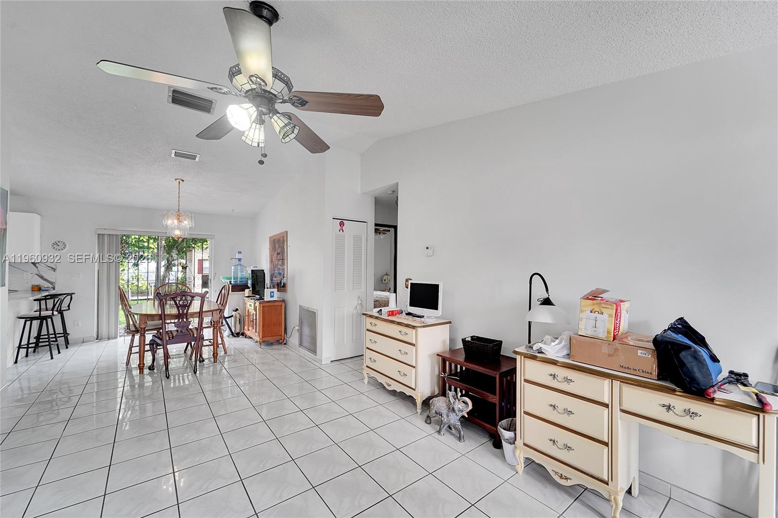 6141 Funston St Hollywood, FL 33023