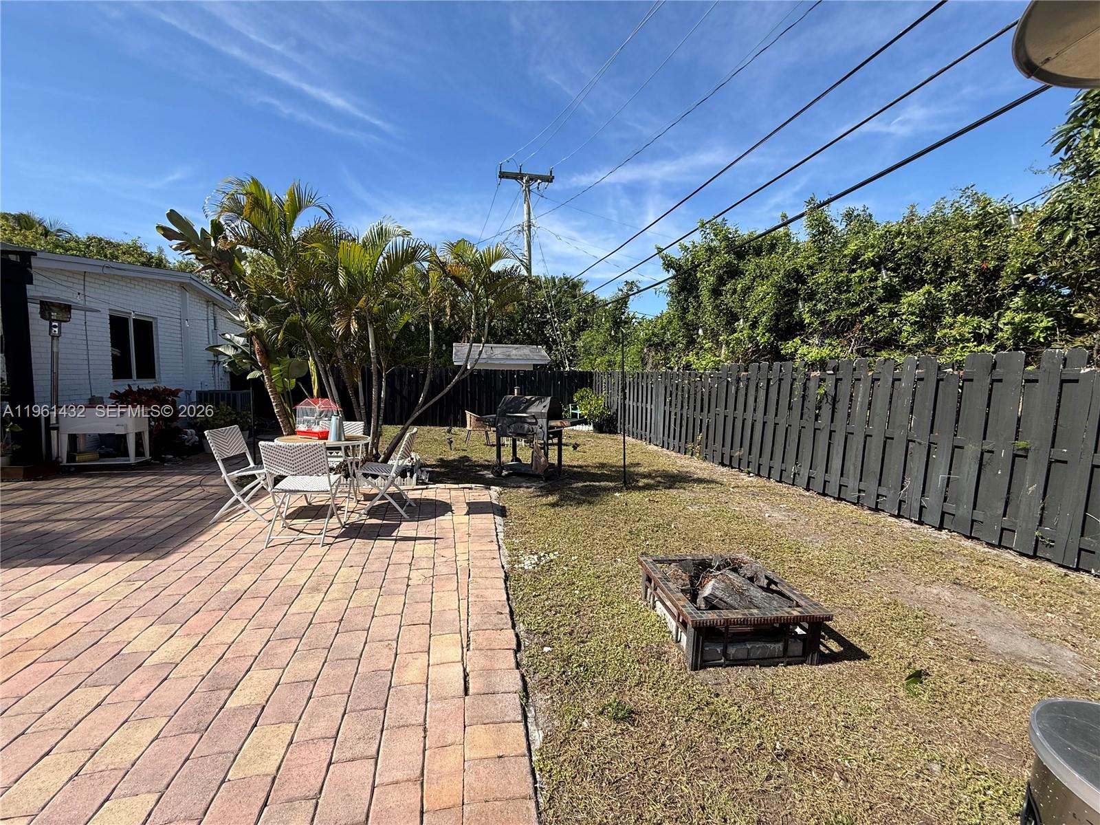 299 NE 46th St Deerfield Beach, FL 33064