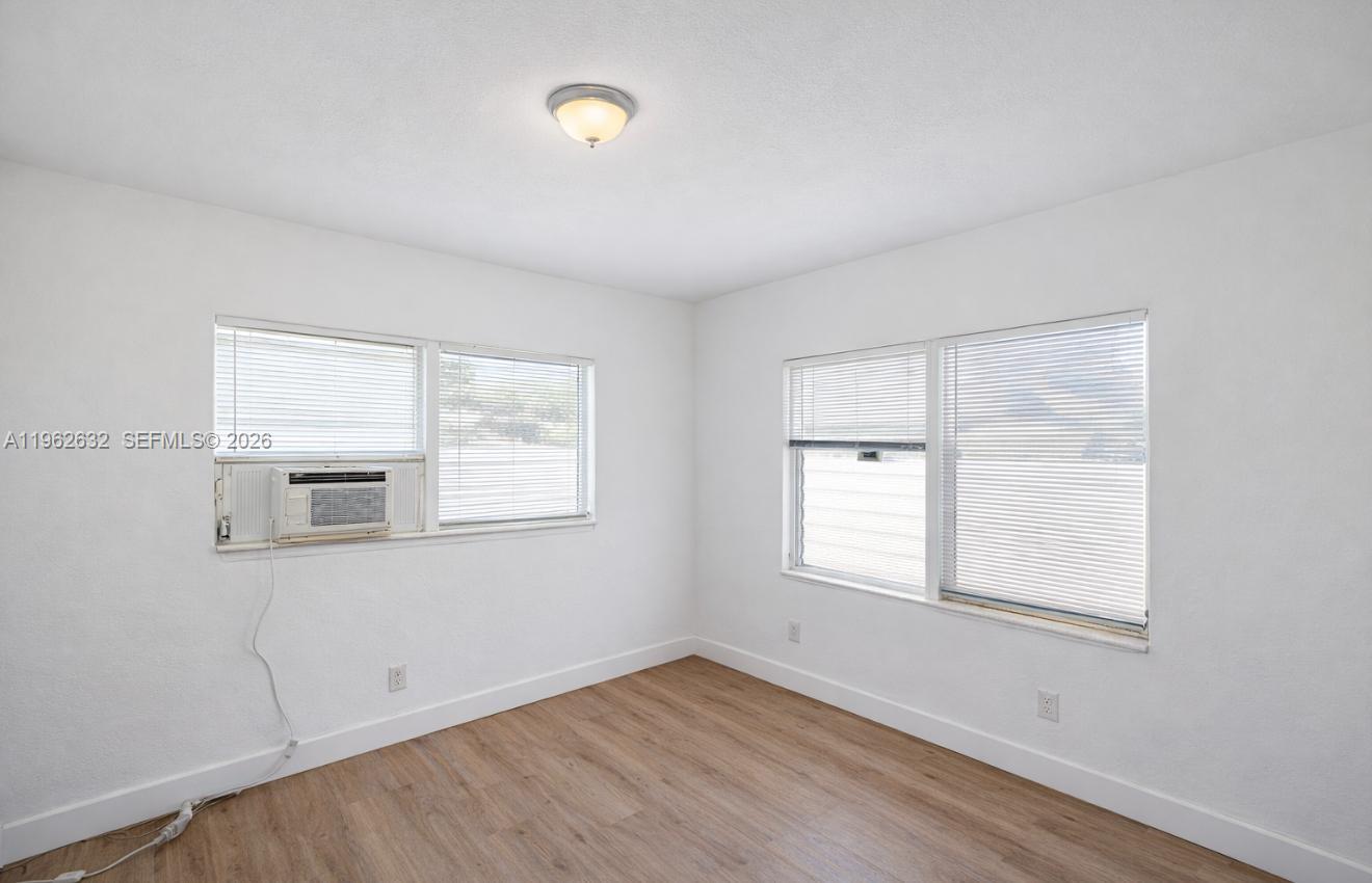 800 83rd St #1 Miami Beach, FL 33141