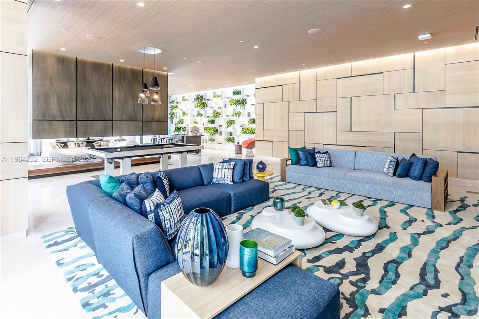 55 SW 9th St #3906 Miami, FL 33130