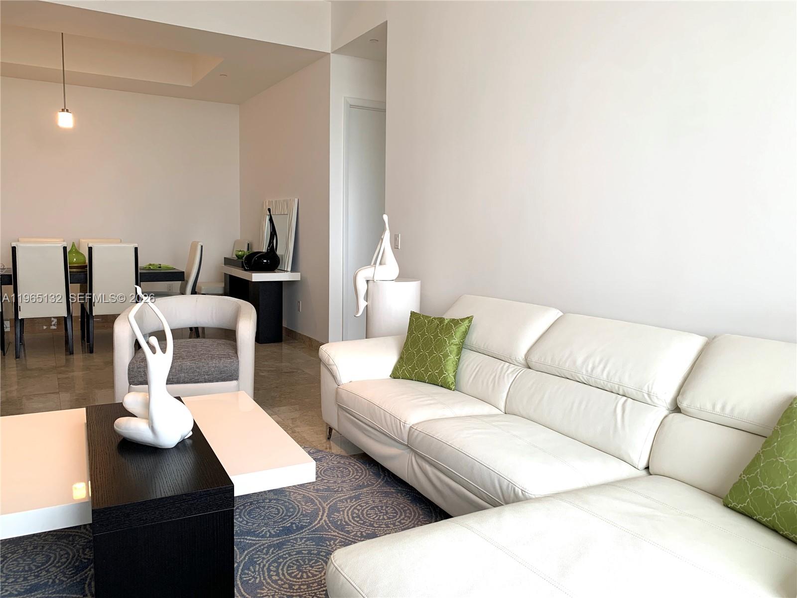 image Trump Tower I10