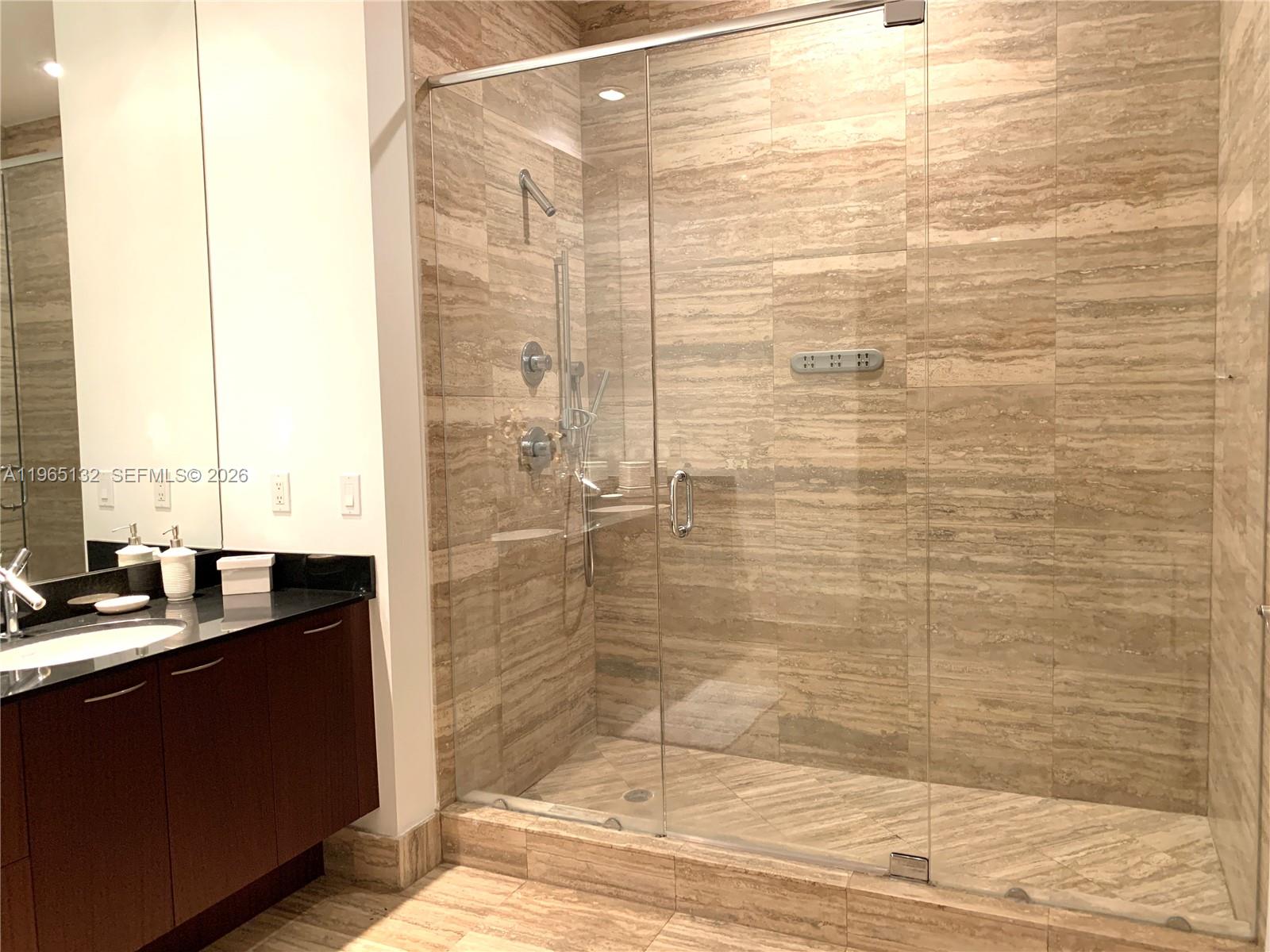 image Trump Tower I21