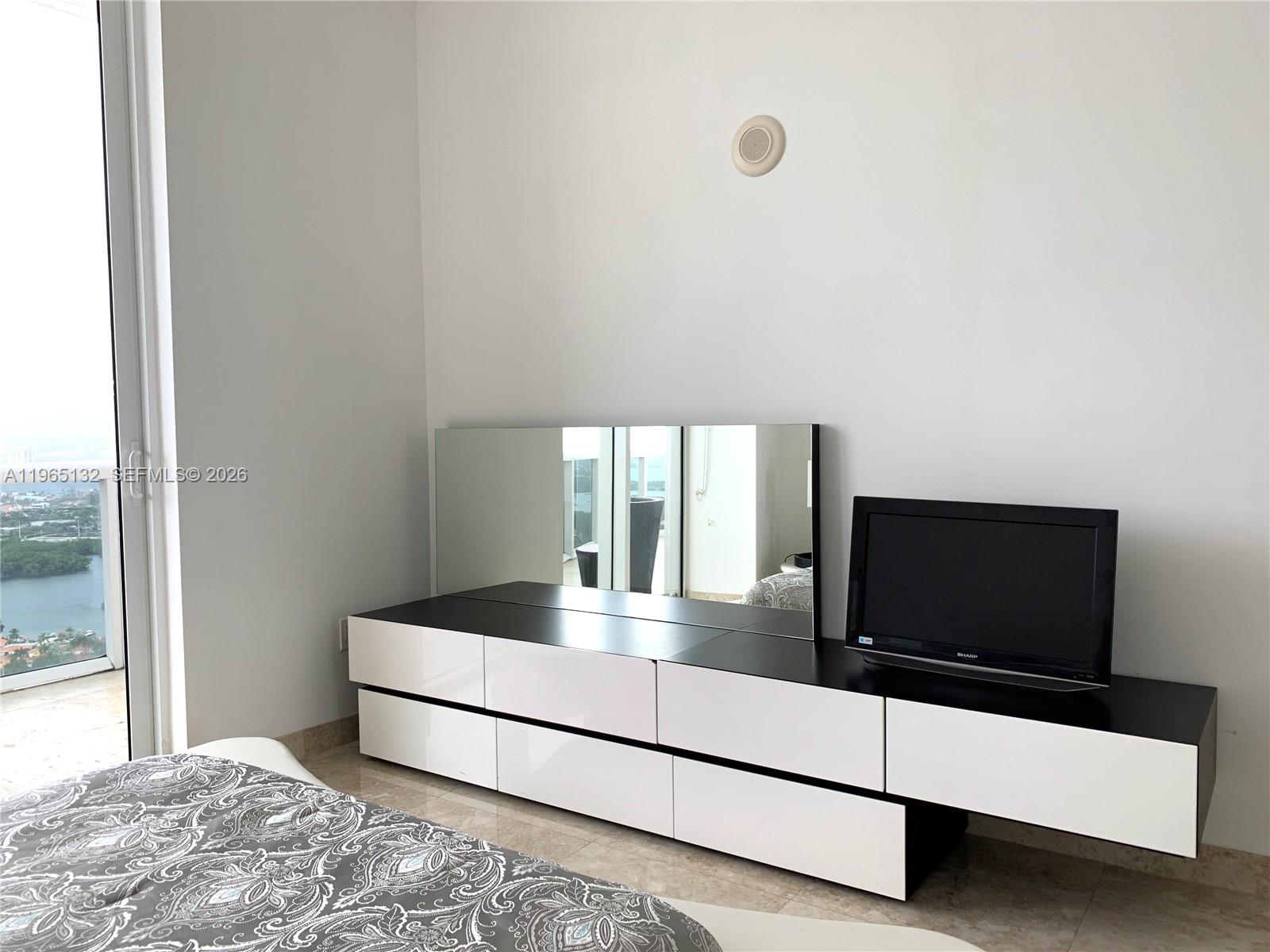 image Trump Tower I26