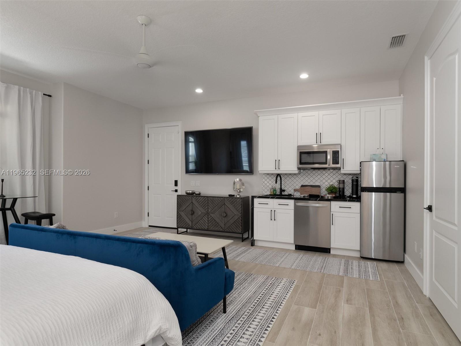 6160 W Highway 326th Other, FL 34482