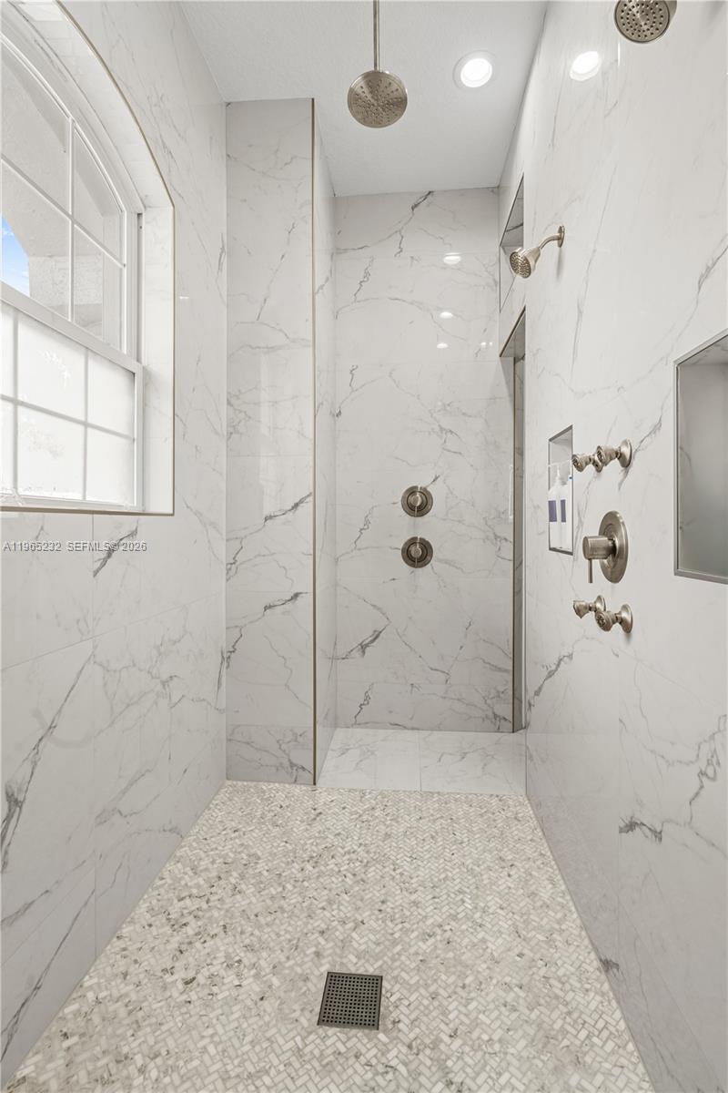 6160 W Highway 326th Other, FL 34482