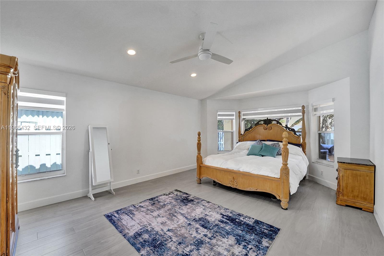 1553 SW 191st Ave Pembroke Pines, FL 33029