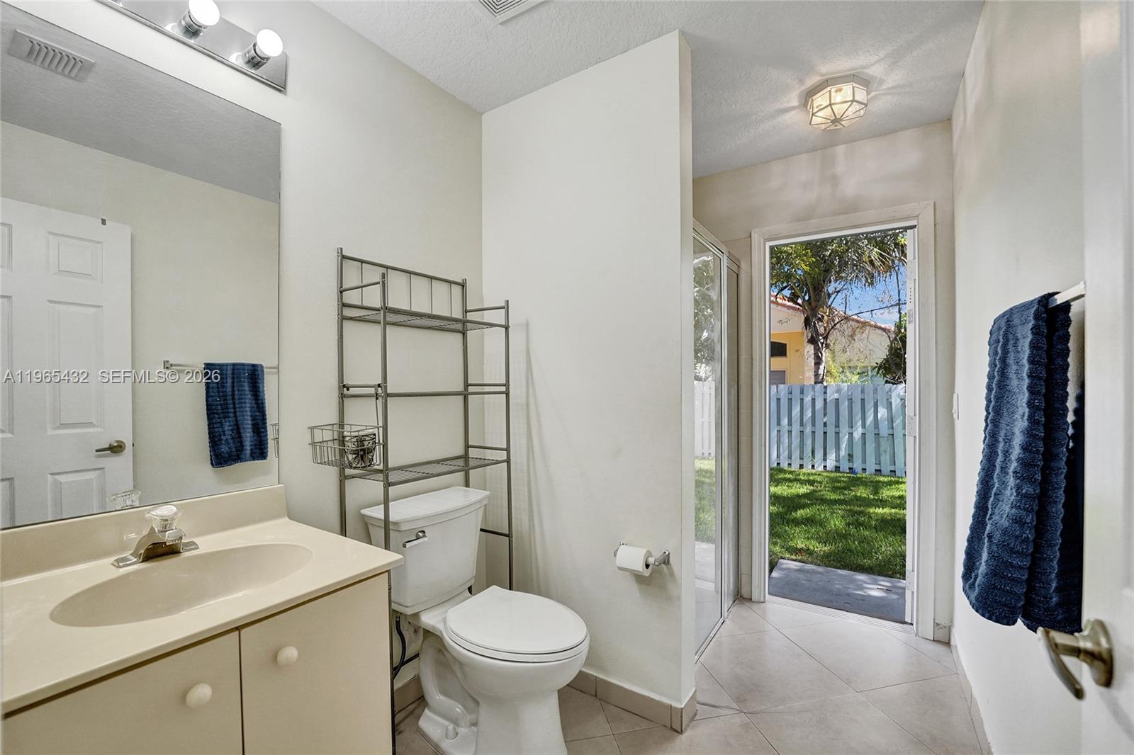 1553 SW 191st Ave Pembroke Pines, FL 33029