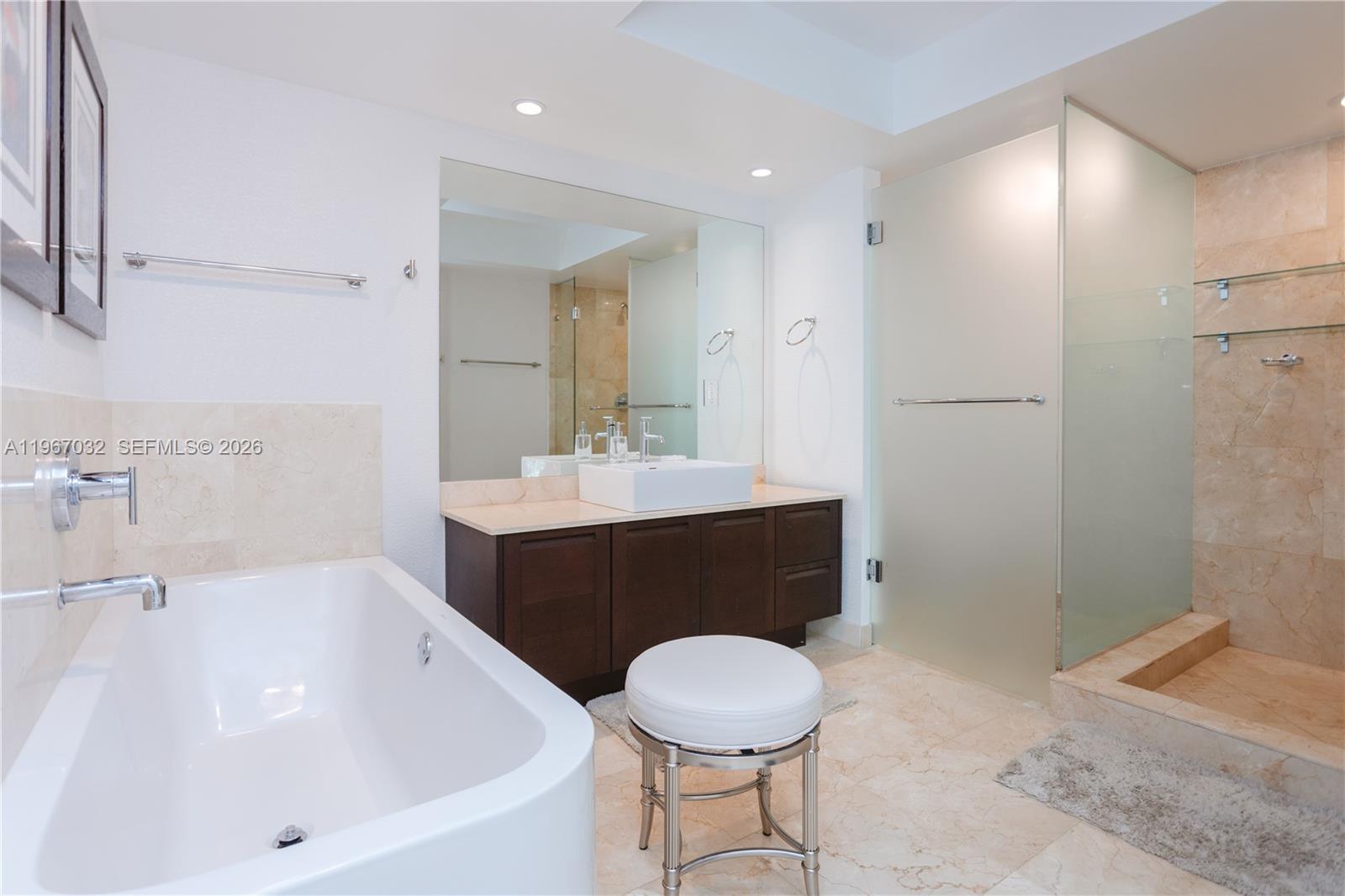 image St Tropez Sunny Isles13