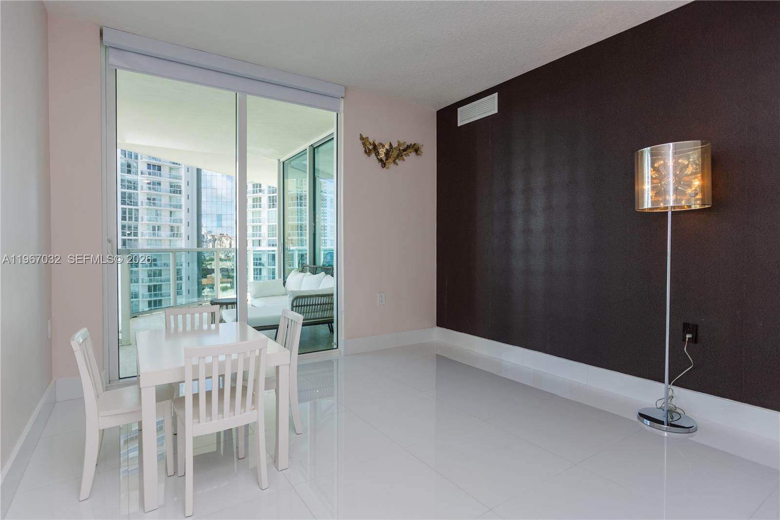image St Tropez Sunny Isles15