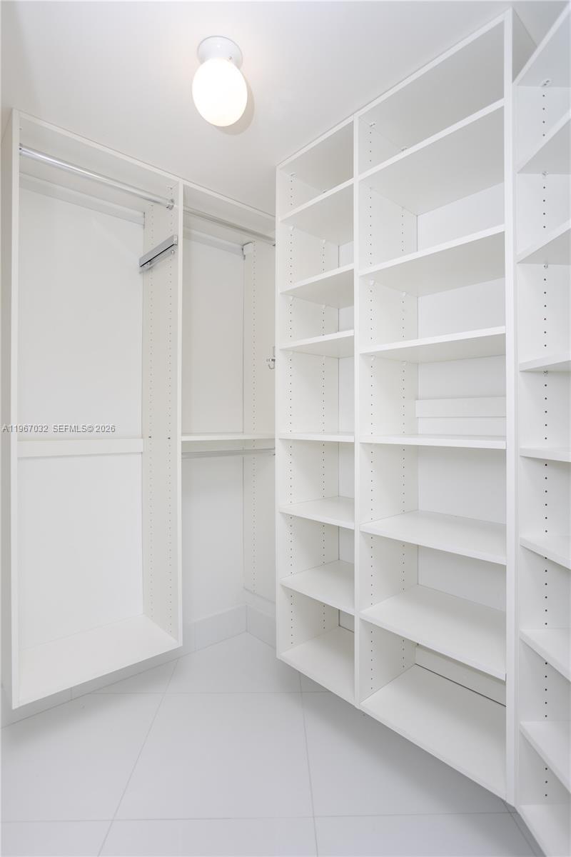 image St Tropez Sunny Isles21