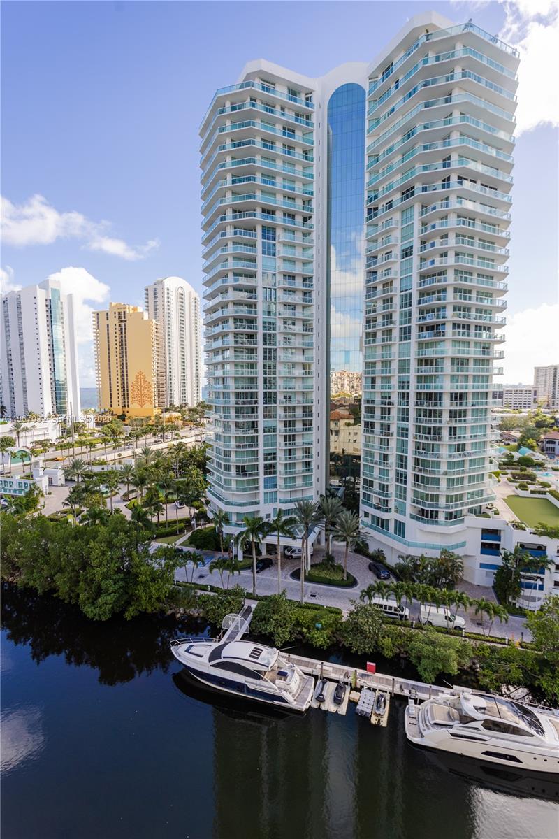 image St Tropez Sunny Isles23