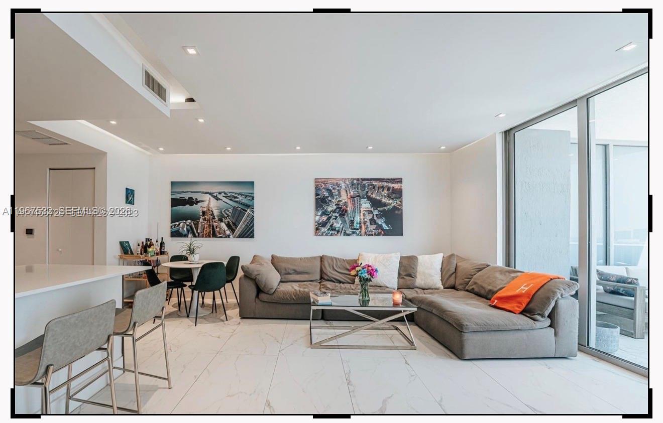 image Aria on the Bay4