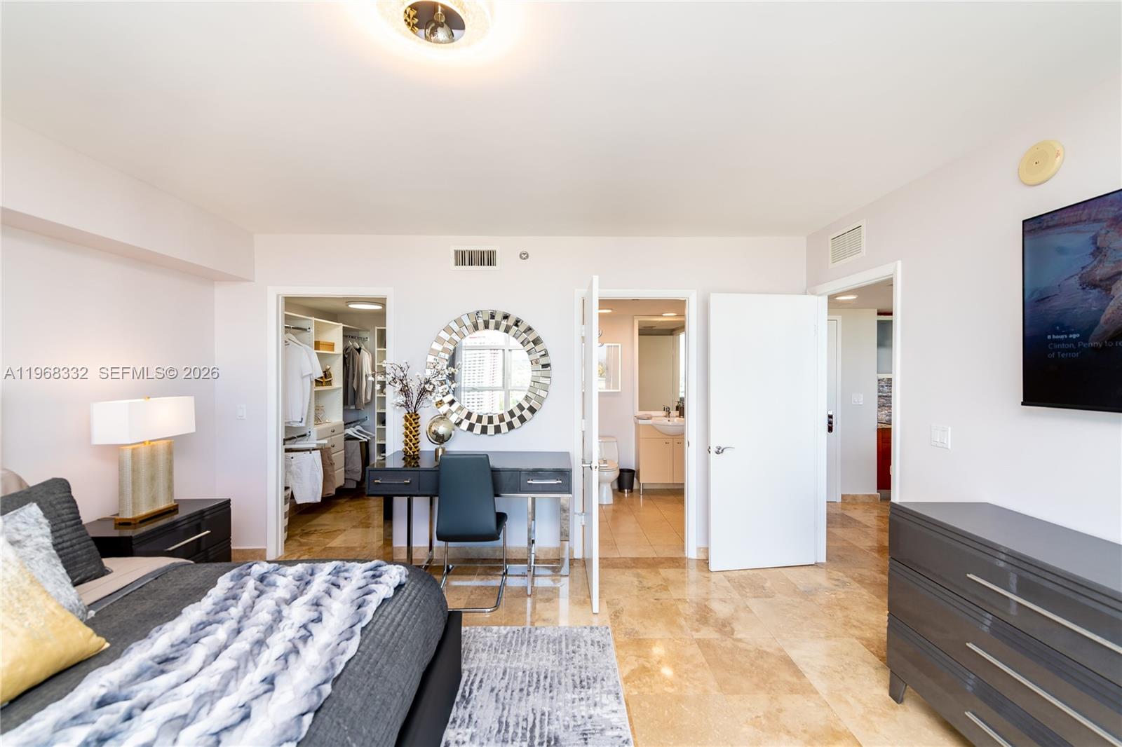 image Beach Club 210