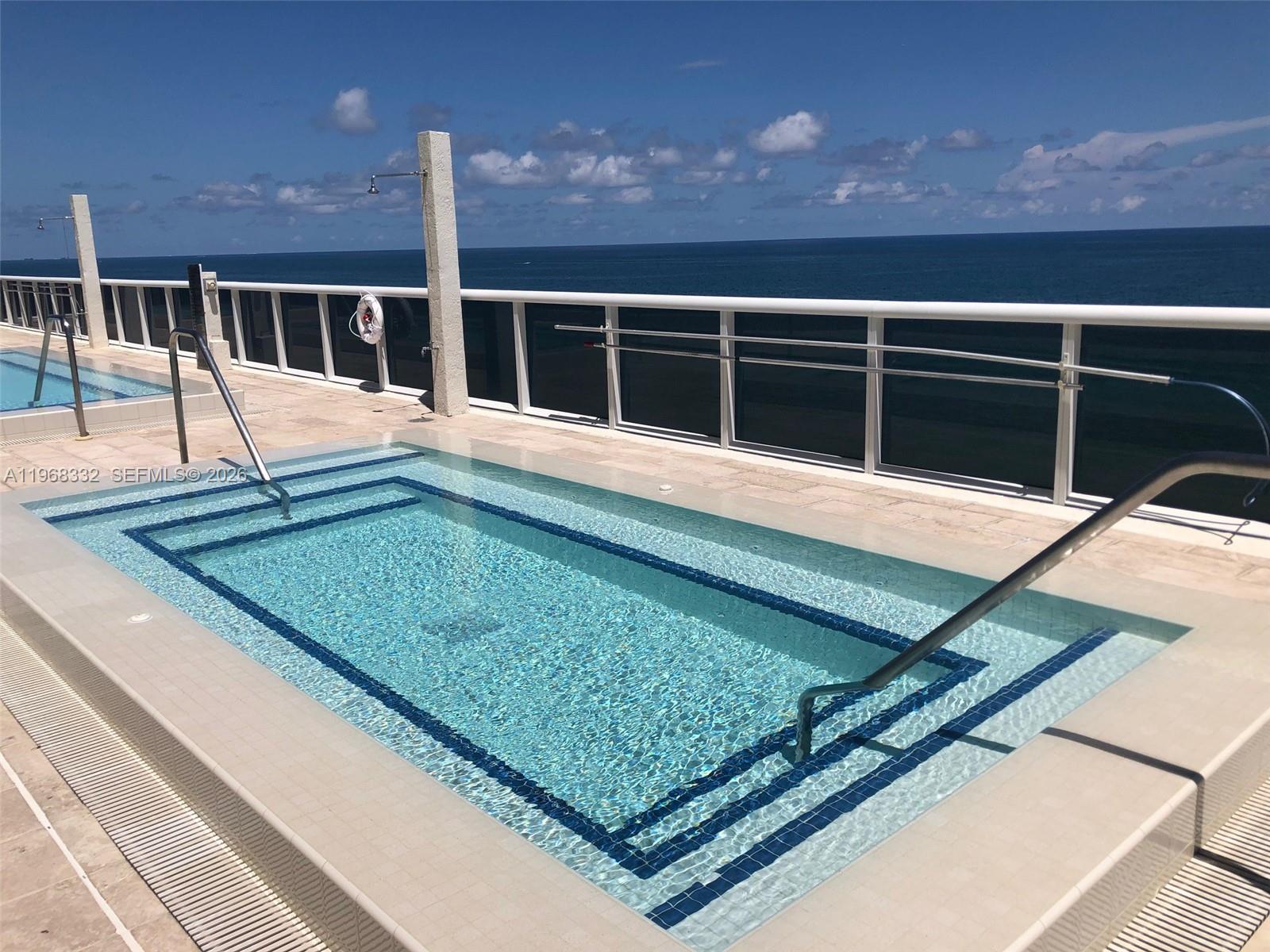 image Beach Club 232