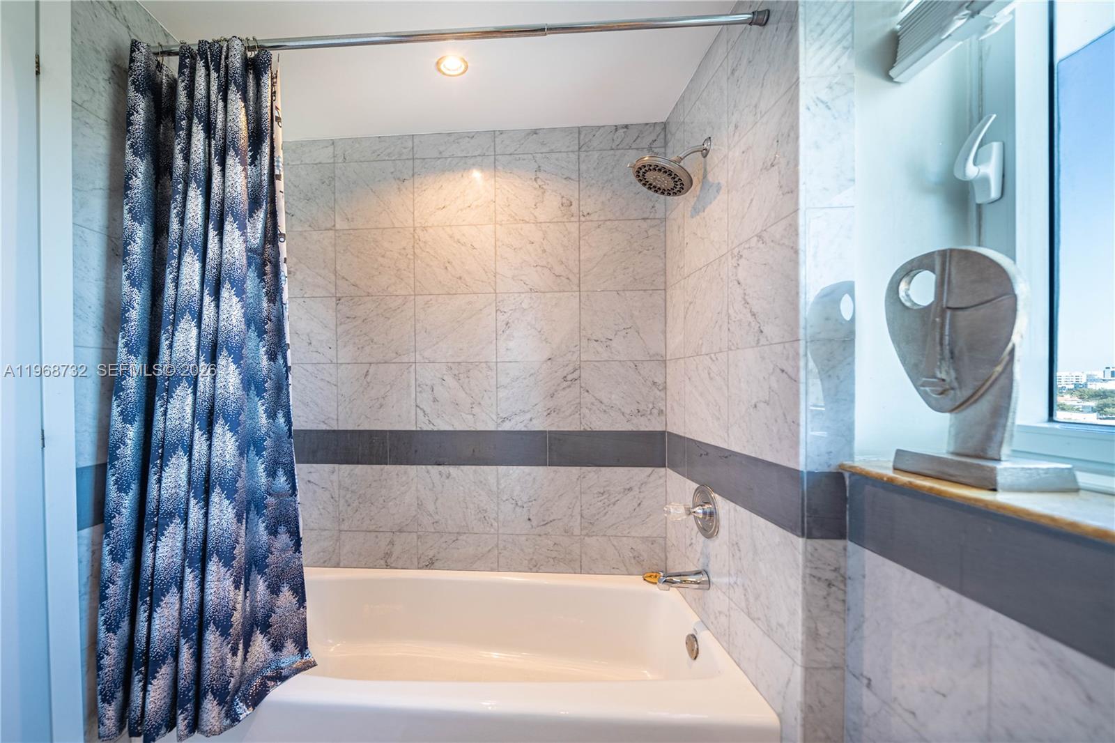 image Bentley Bay North32