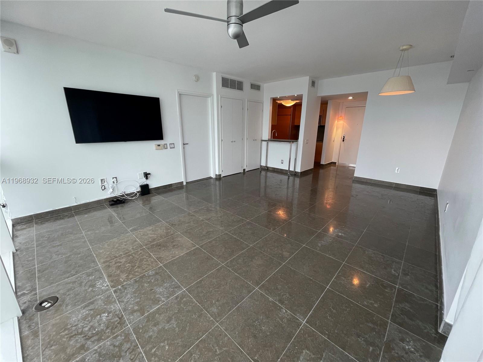 Undisclosed Address Miami Beach, FL 33139