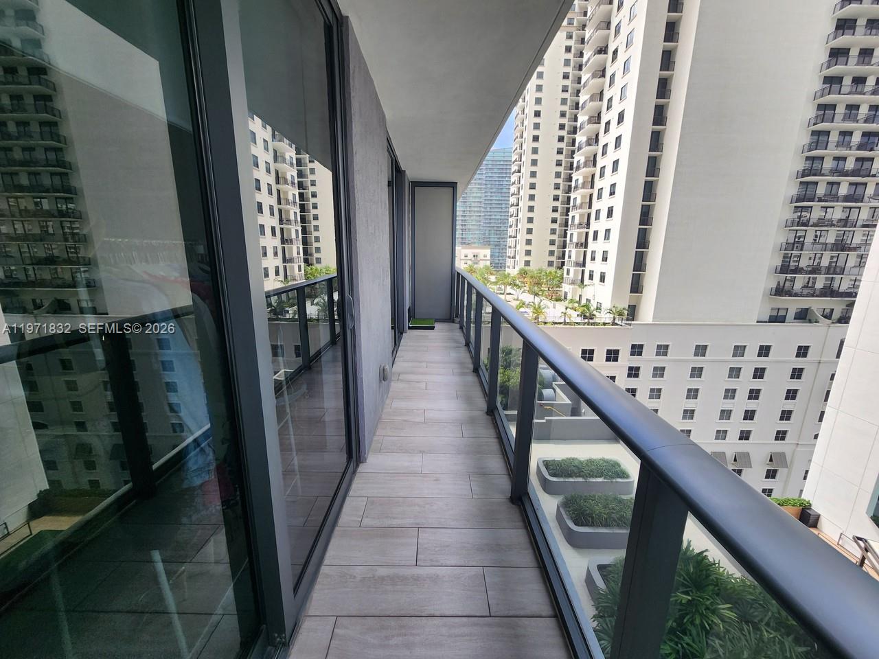 image Brickell Heights West13