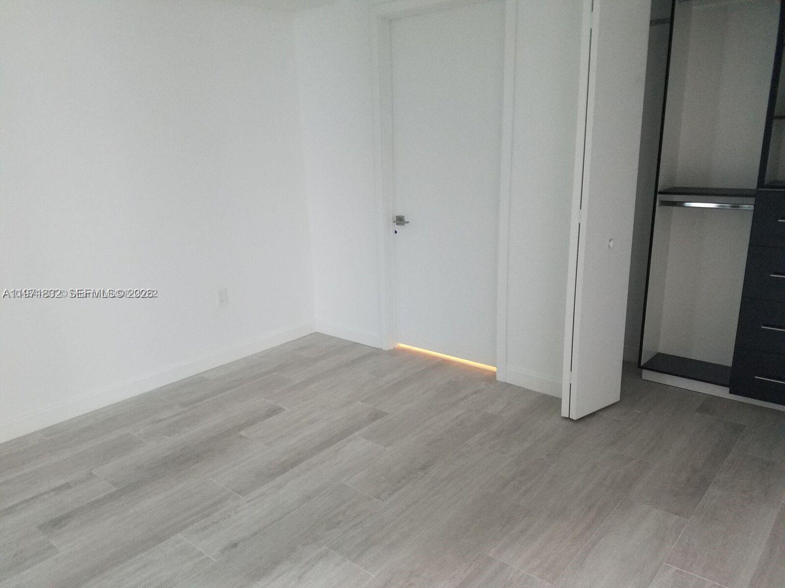 image Brickell Heights West5