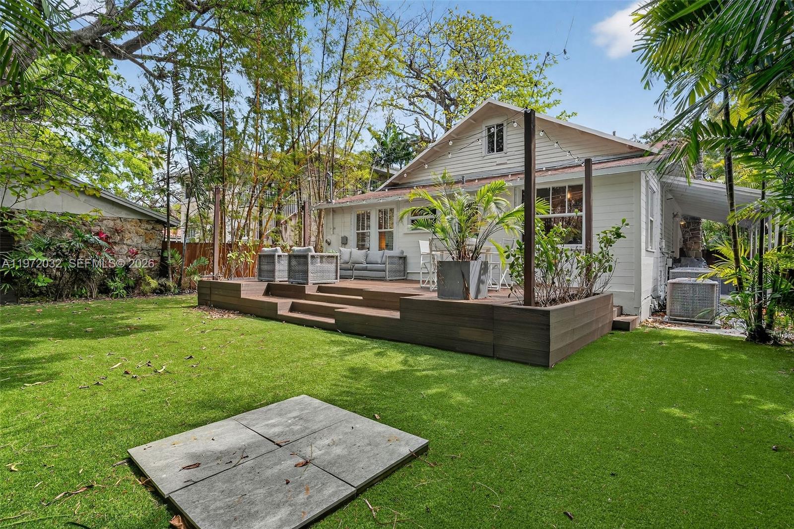 85 NE 46th St Miami, FL 33137