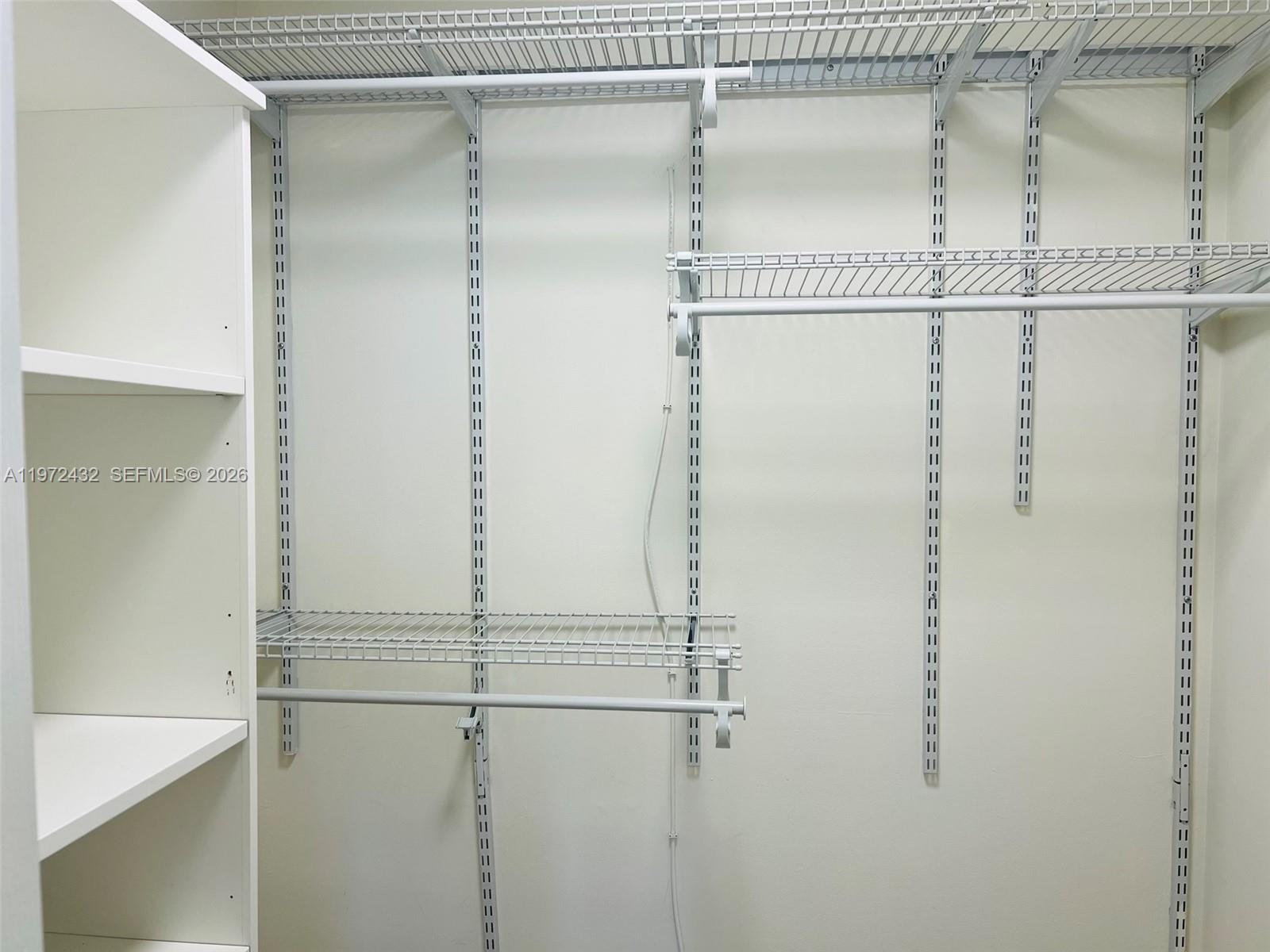 770 Claughton Is Dr #1601 Miami, FL 33131