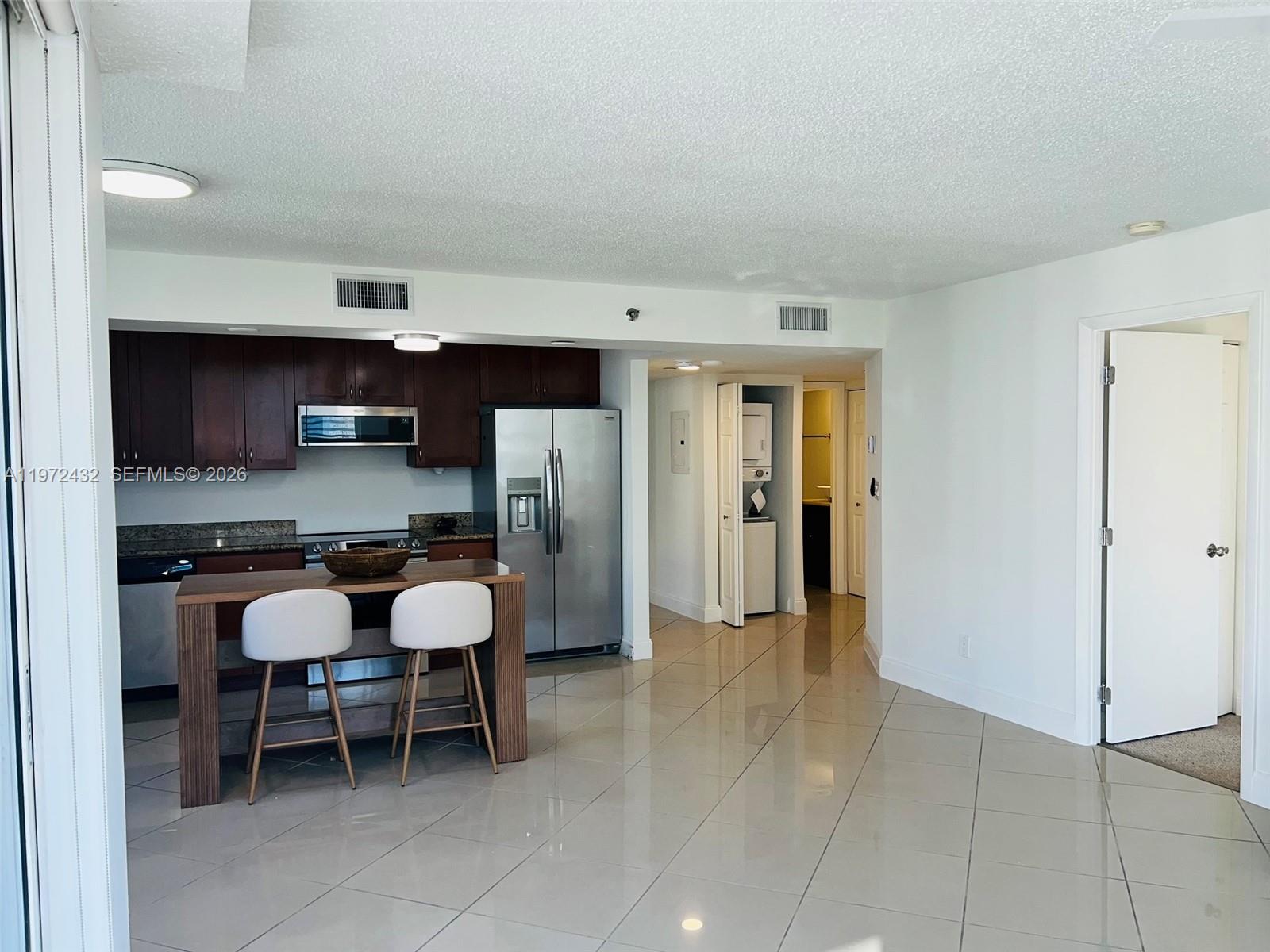 770 Claughton Is Dr #1601 Miami, FL 33131