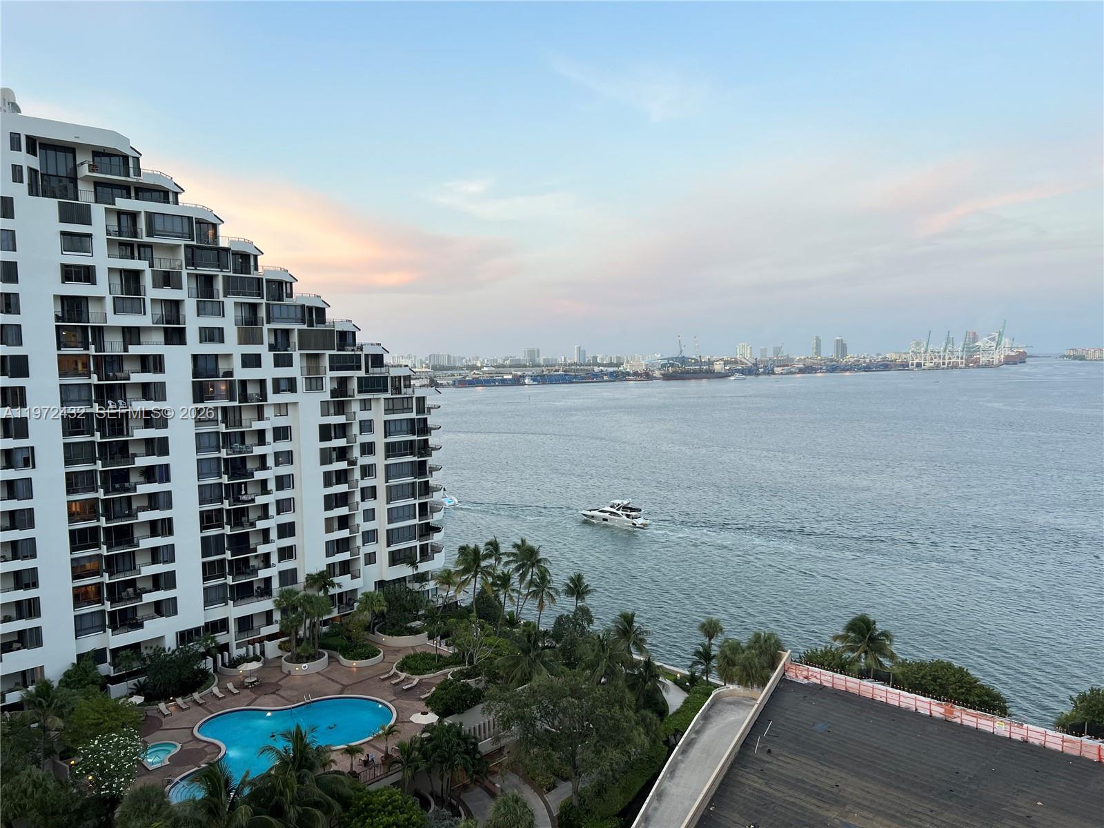 770 Claughton Is Dr #1601 Miami, FL 33131