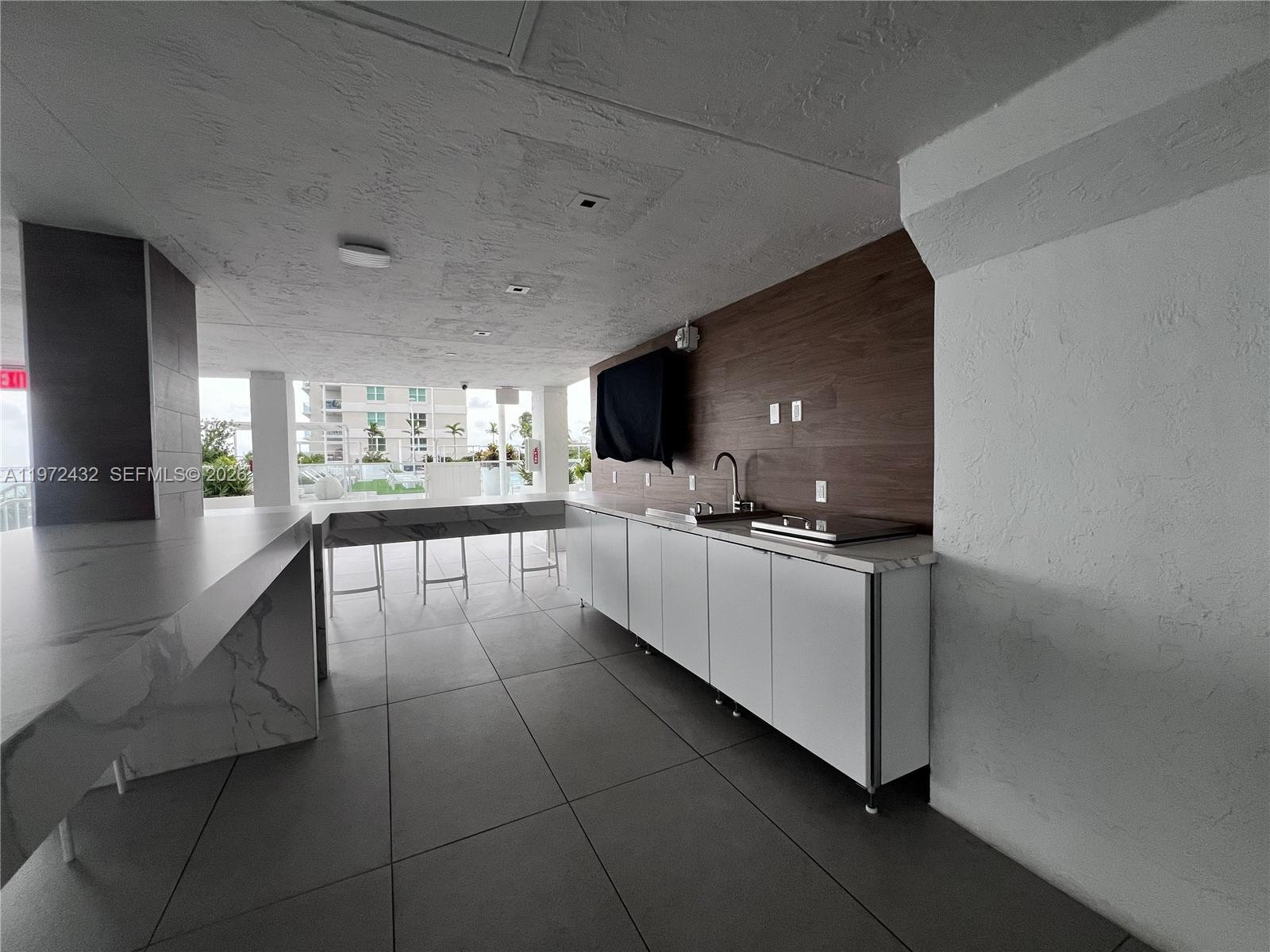 770 Claughton Is Dr #1601 Miami, FL 33131