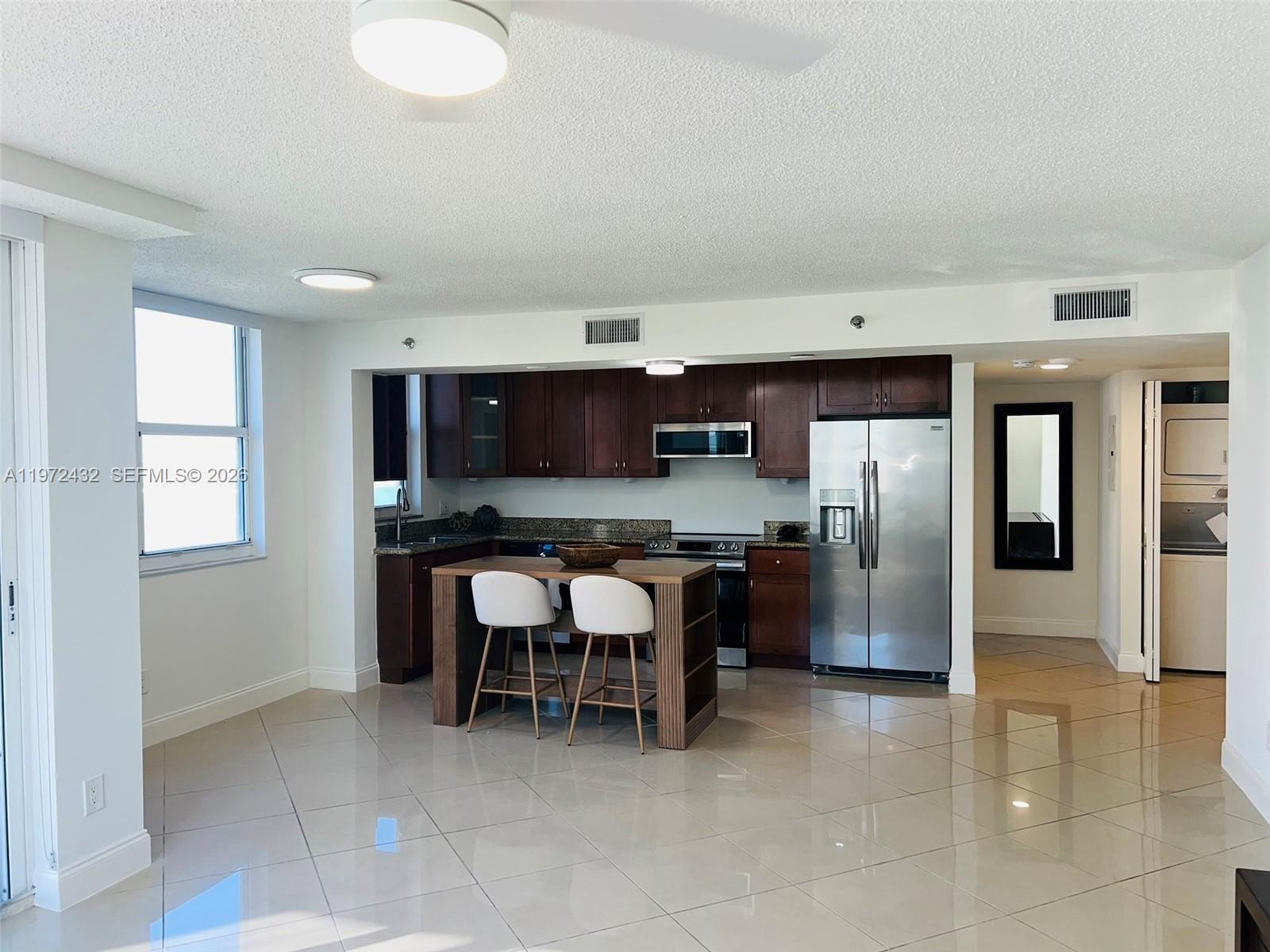 770 Claughton Is Dr #1601 Miami, FL 33131