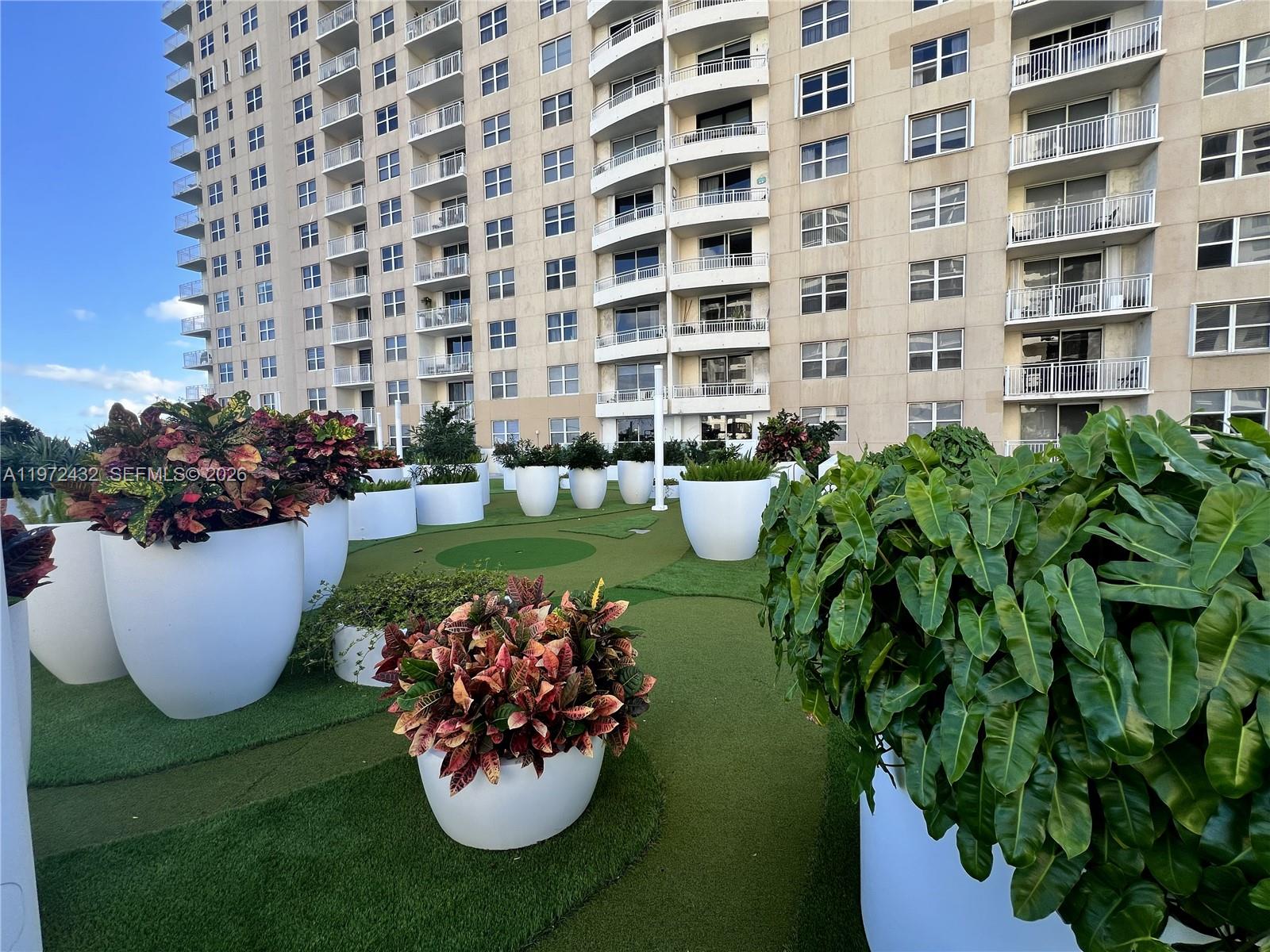 770 Claughton Is Dr #1601 Miami, FL 33131