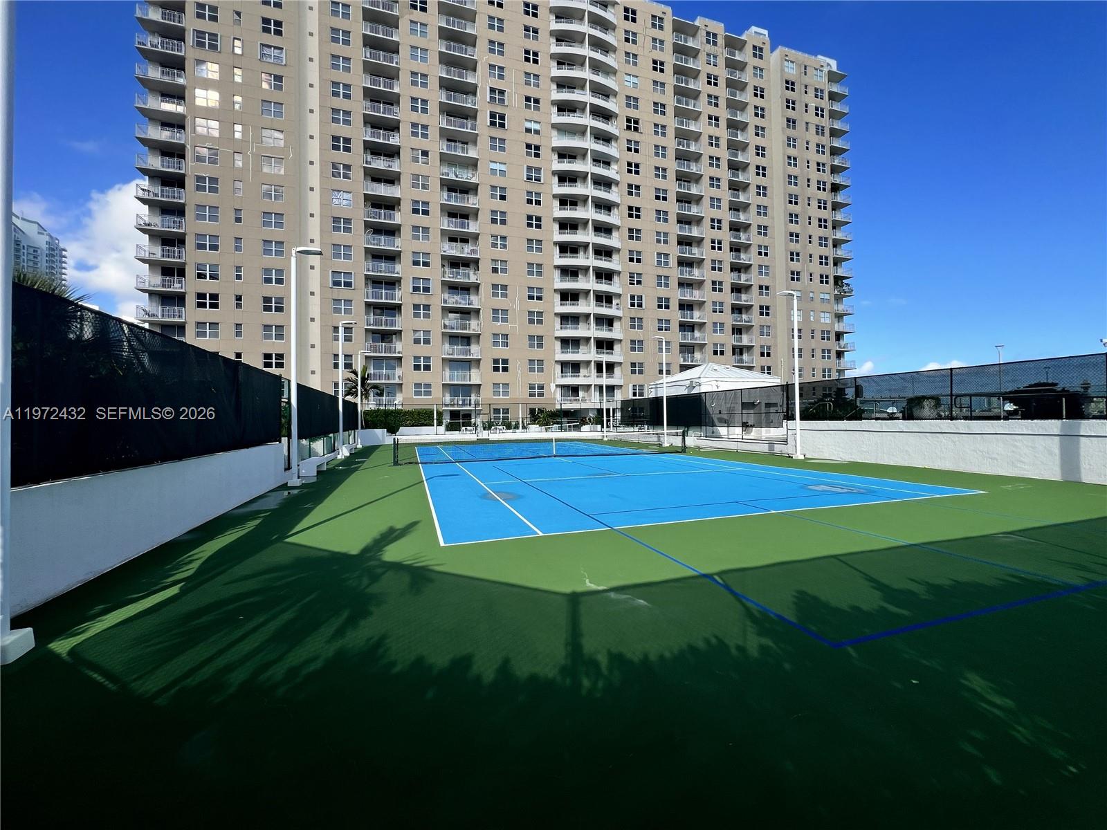 770 Claughton Is Dr #1601 Miami, FL 33131