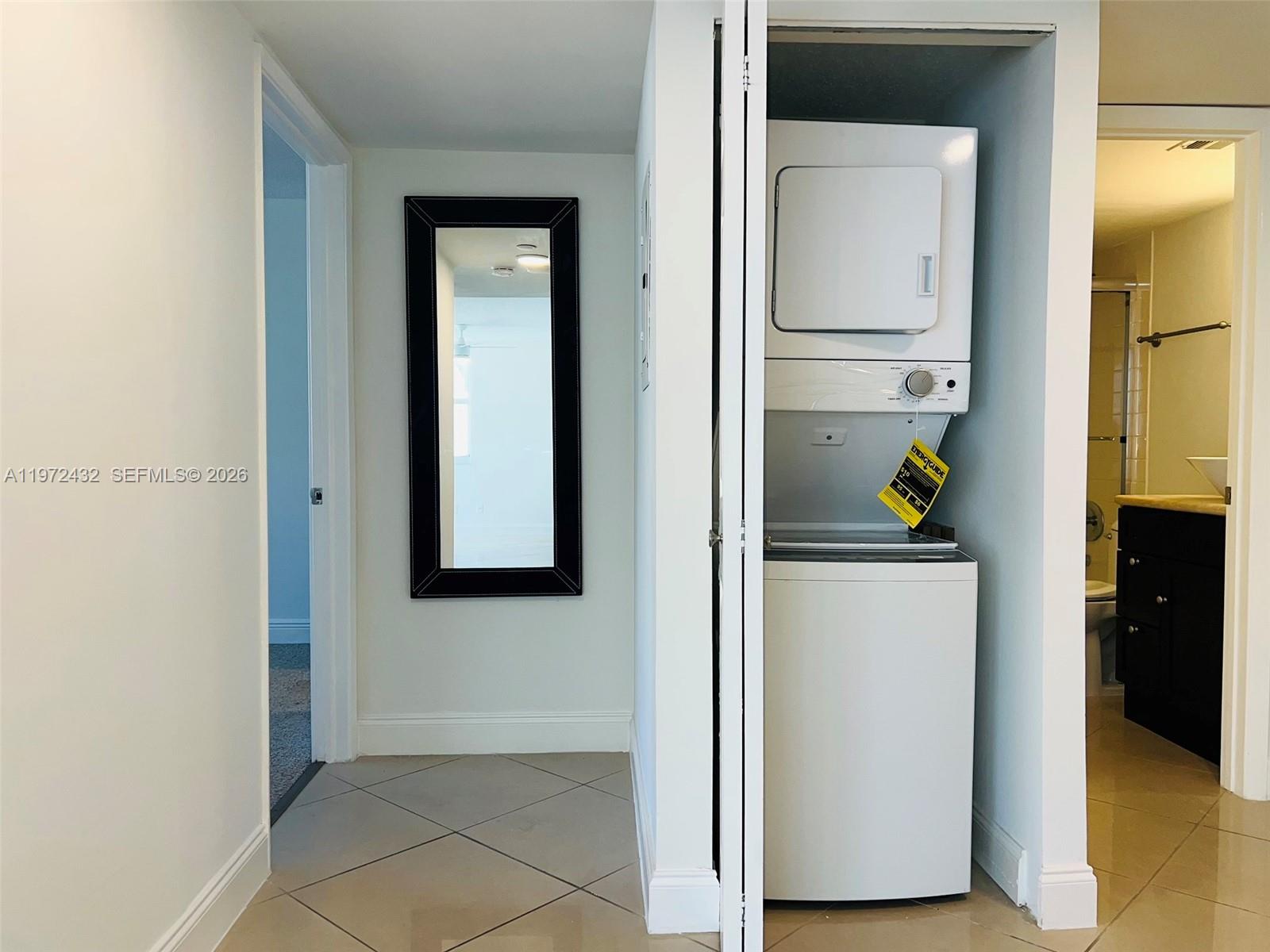 770 Claughton Is Dr #1601 Miami, FL 33131